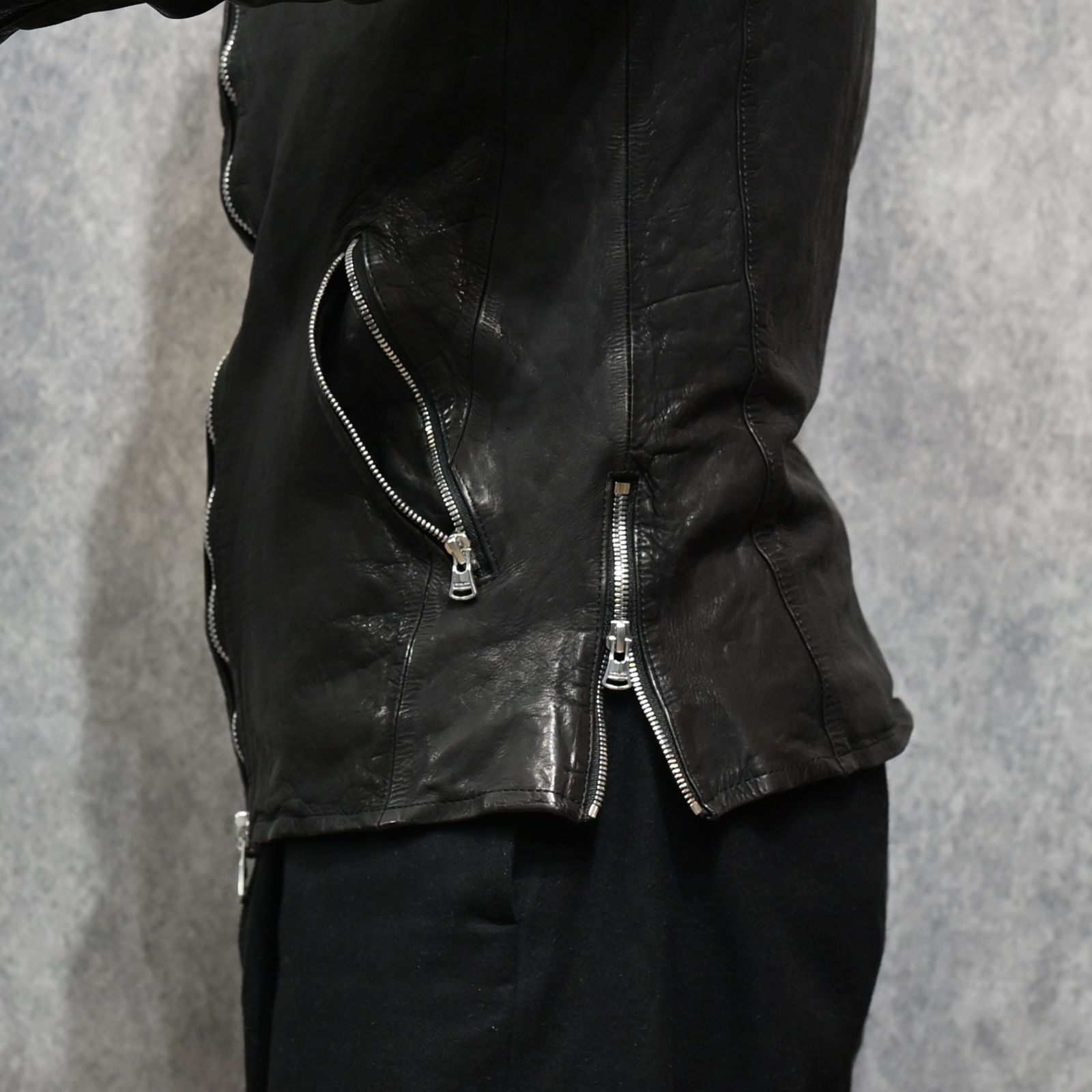 ジャパンカーフ タンニン鞣し 製品洗い加工 シングルライダース （BLACK / ブラック） 1927-05