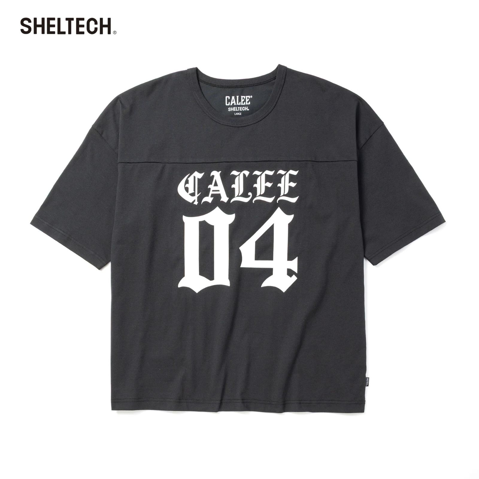 ×SHELTECH®︎ LOGO FOOT BALL TEE ＜B TYPE＞ (BLACK)｜シェルテック キャリー ロゴ フットボールTシャツ｜CL-SHELTECH006