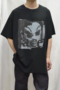 MOVIE TEE 2 / PINK FLAMINGOS (BLACK)