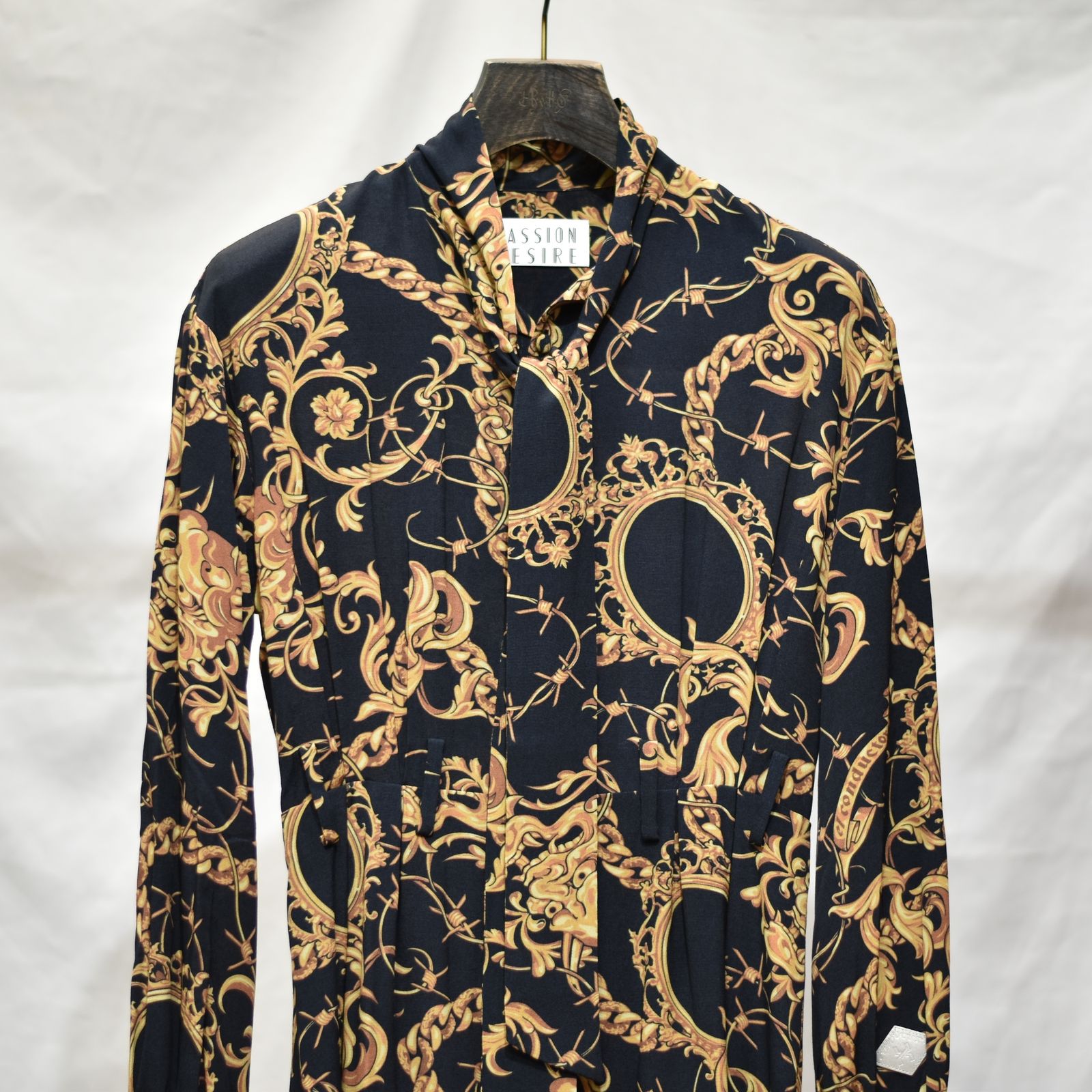 el conductorH - BOW TIE SHIRT ONEPIECE 'MASK (BK) / ボウタイ