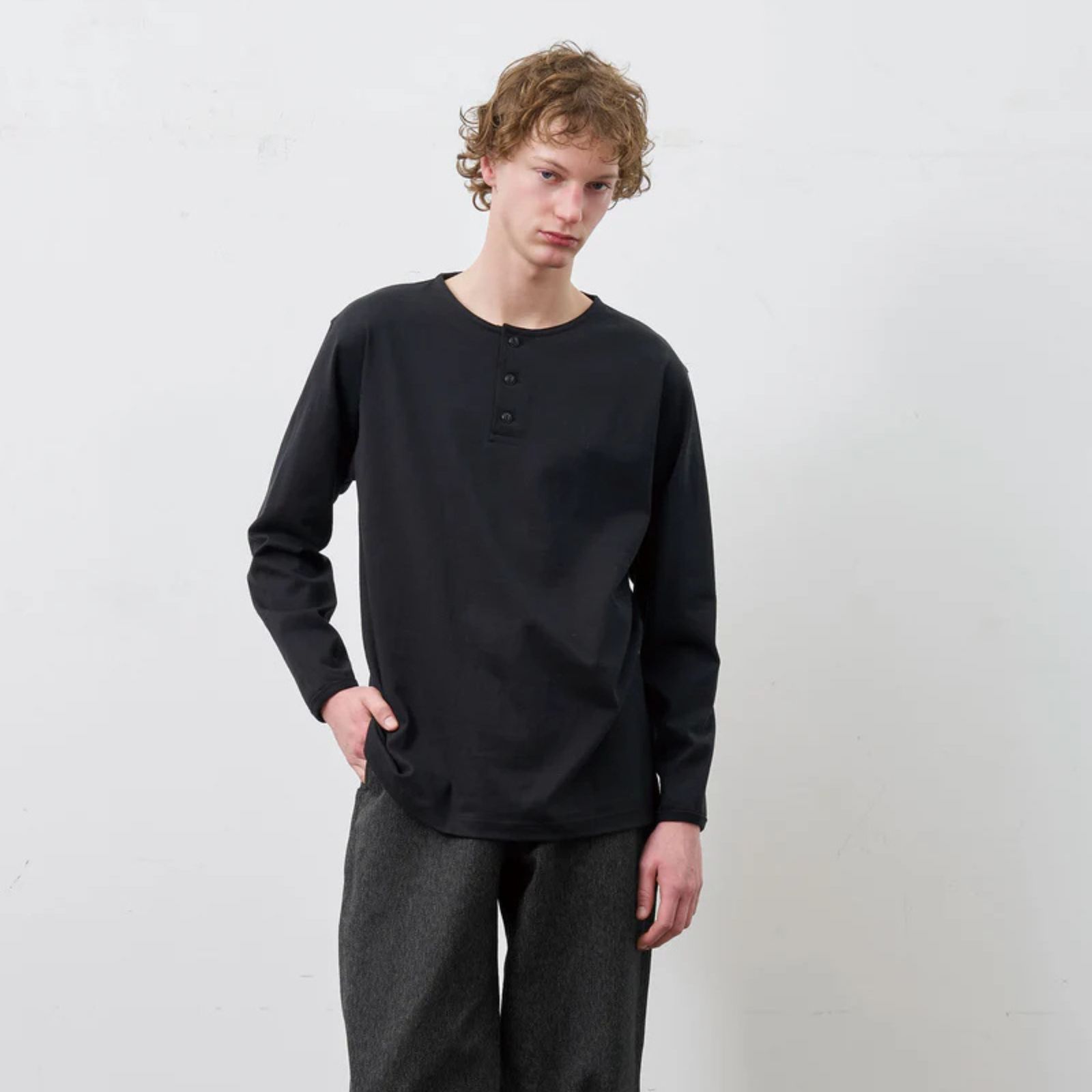 HENLEY NECK L/S TEE （BLACK）｜ ヘンリーネック ロングスリーブ （ブラック） 602-261-15