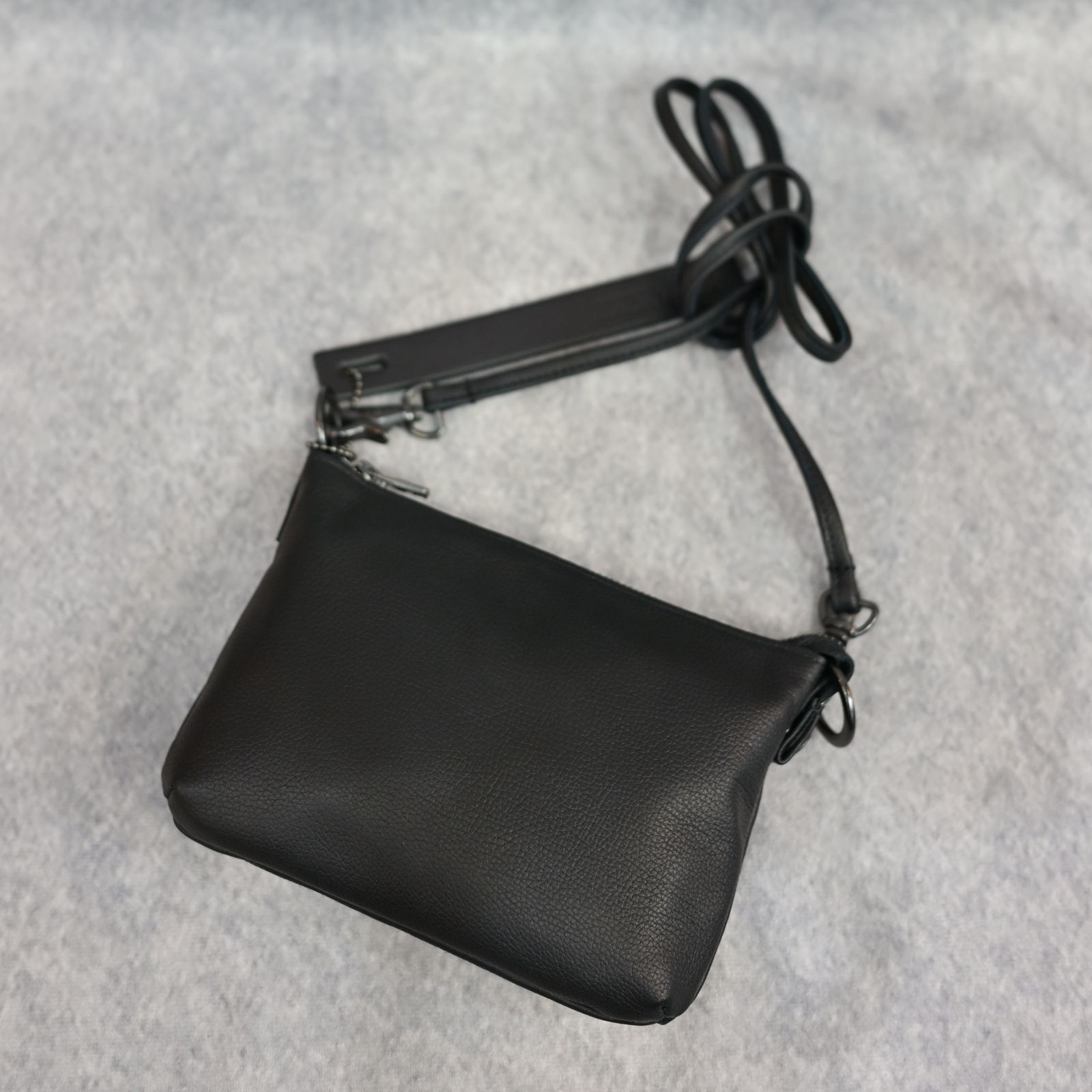 ジャパンステアーレザー サコッシュ （BLACK / ブラック） 238-04