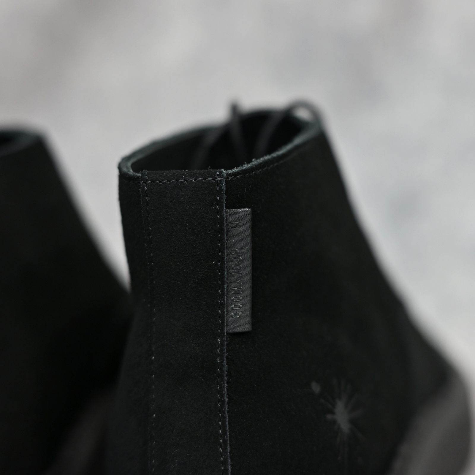 × General Scale. Maison MIHARA YASUHIRO SUEDE BOOTS  （BLACK）｜メゾン ミハラヤスヒロ｜2252-SE01