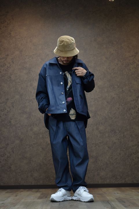 STYLE NO. 221