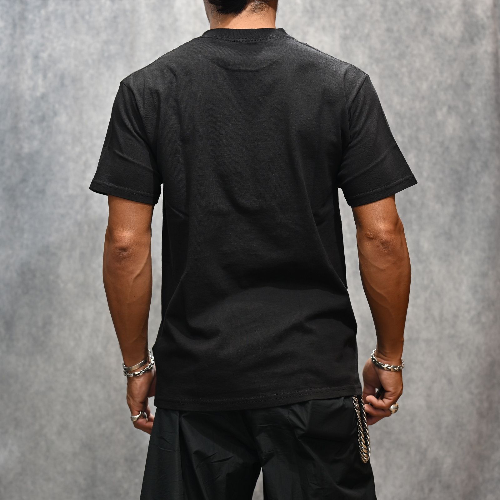 × MASSES “ROUND NECK” SHORT SLEEVE T A Ys （BLACK） / ML-T72-990-2