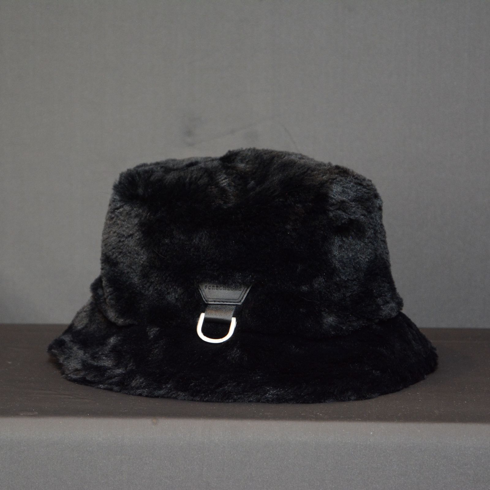 FORSOMEONE - FUR BUCKET HAT (BLACK) ファーバケット