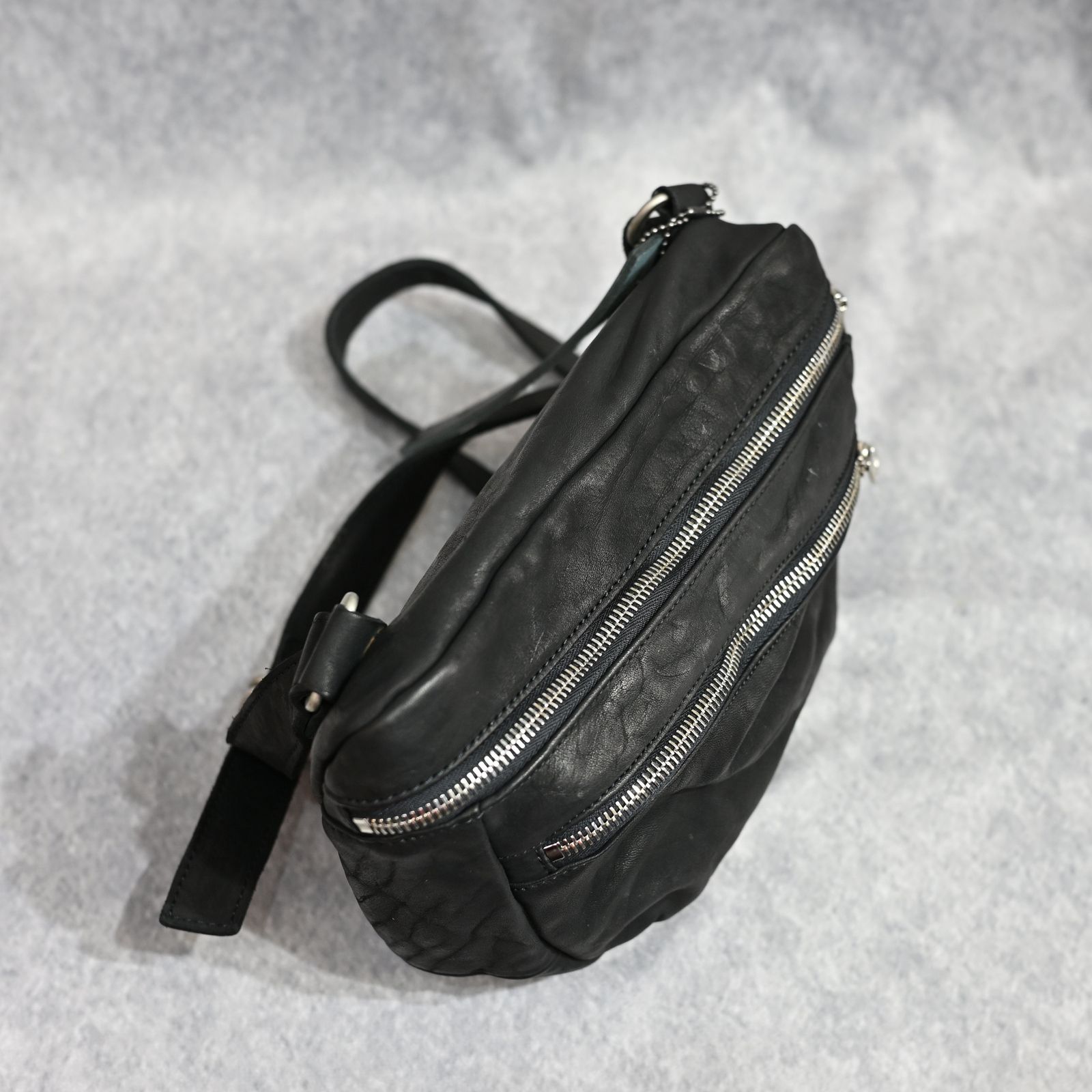 ジャパンダブルショルダー フルタンニン製品染め ショルダーバッグ （BLACK） 92-18