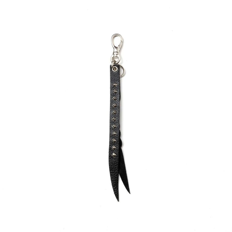 上品なスタイル CALEE - B ＜TYPE RING KEY SHORT LEATHER KNITTING & STUDS アクセサリー