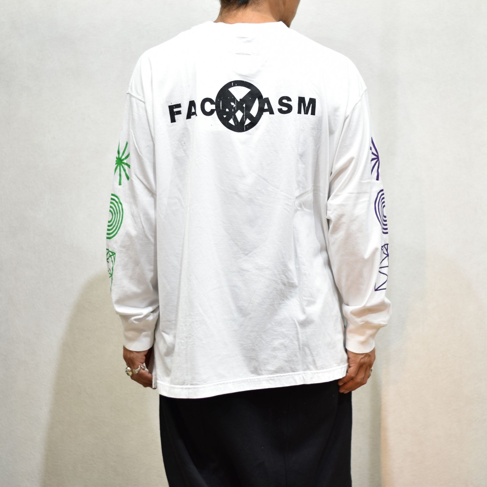 ANARCHY LONG TEE”