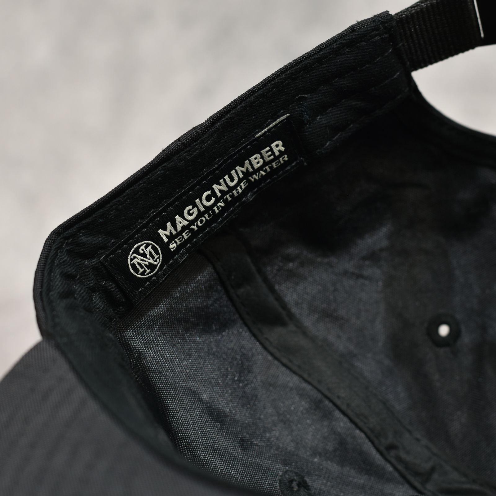 × MAGIC NUMBER RWMN CAP （BLACK）｜× マジック ナンバー キャップ｜RW26S0730