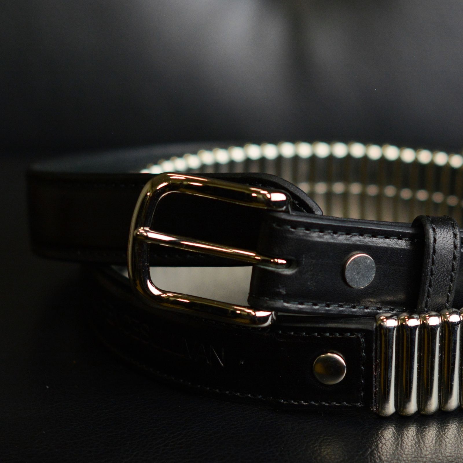 JOHNLAWRENCESULLIVAN - PIN BUCKLE METAL BELT” | chord online store