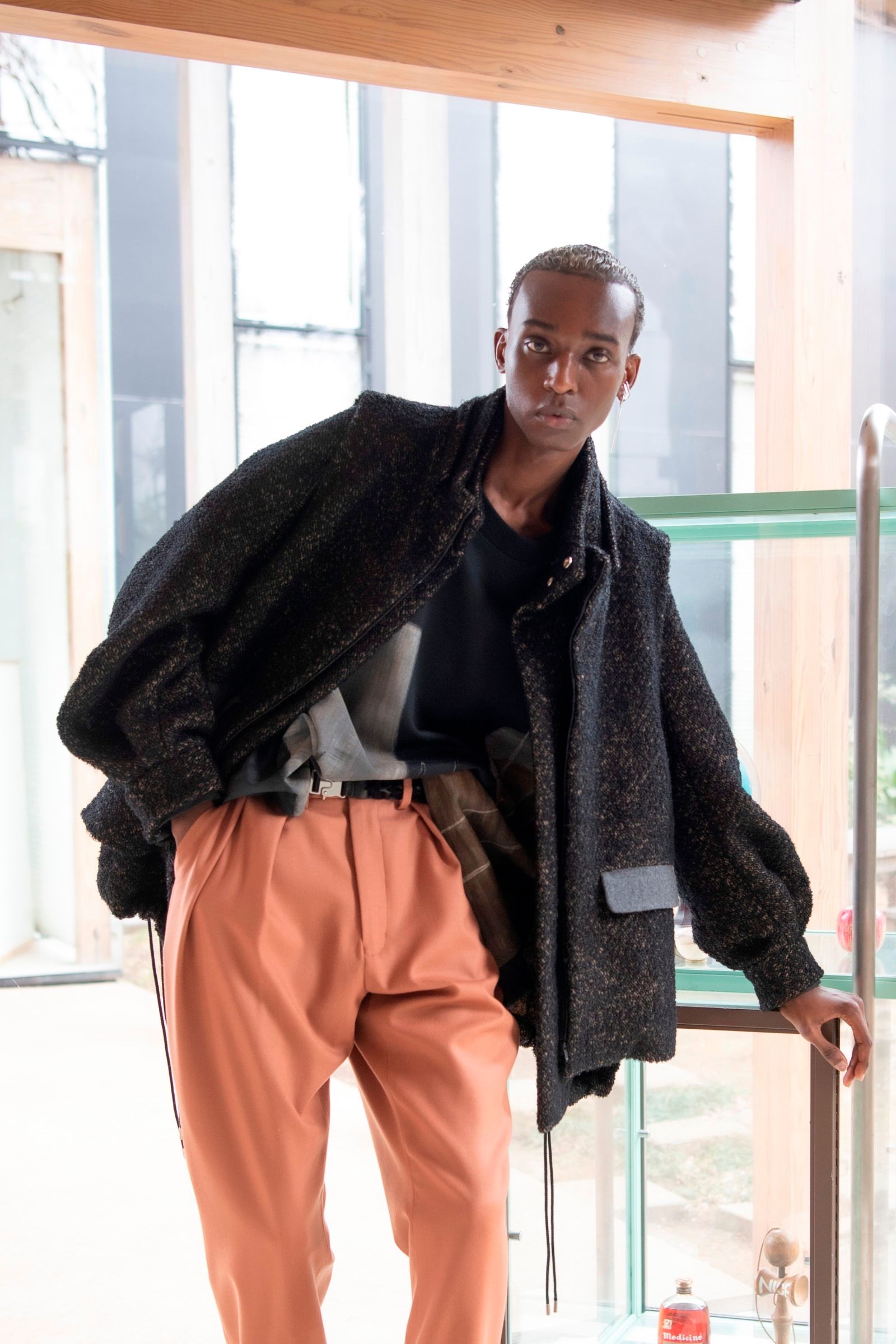 フードベスト / LB22AW-VE01-LYS (BLACK and TAN)