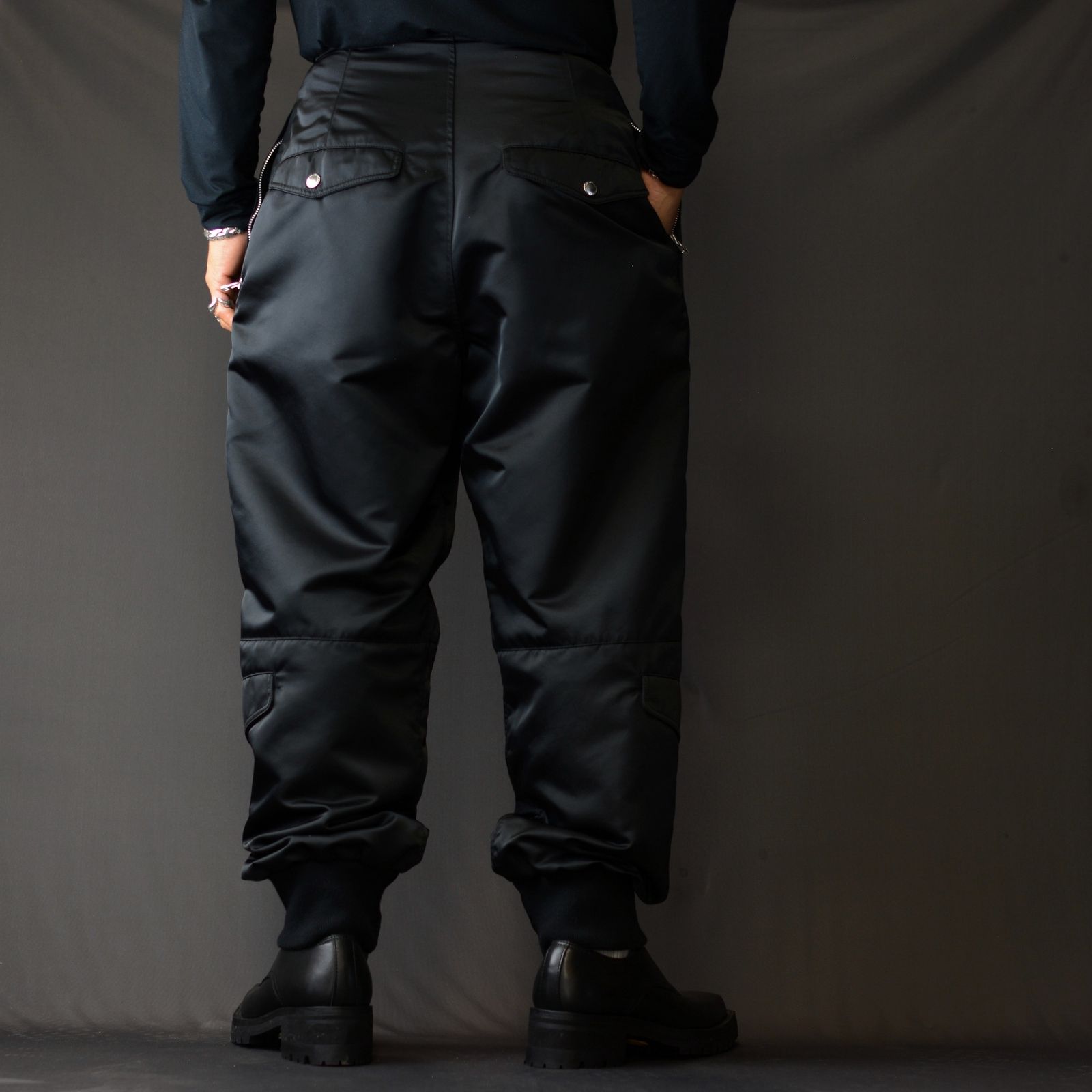 JOHNLAWRENCESULLIVAN - Nylon satin bomber pants” | chord online store
