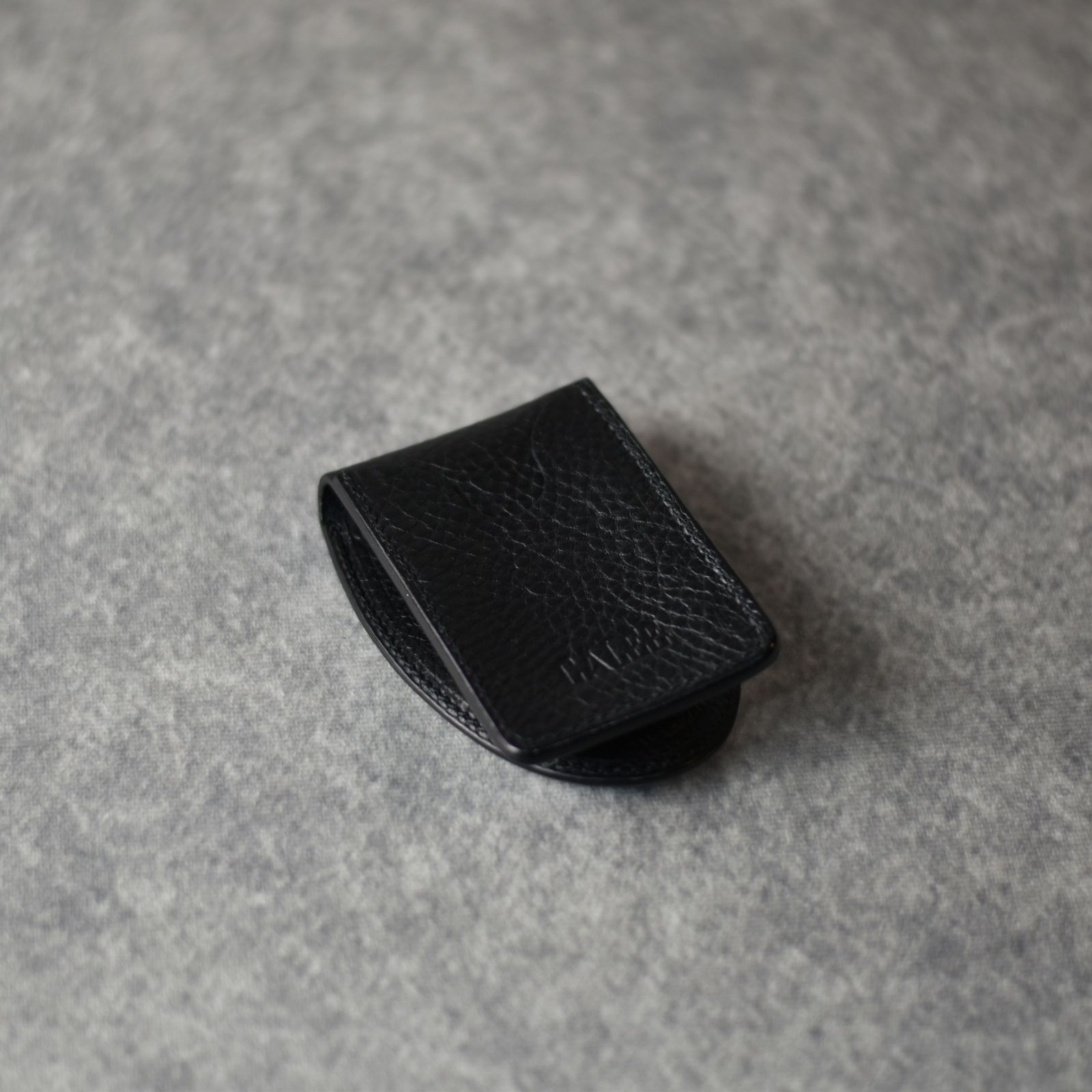 CALEE - STUDS LEATHER MULTI COIN CASE (BLACK) / スタッズ