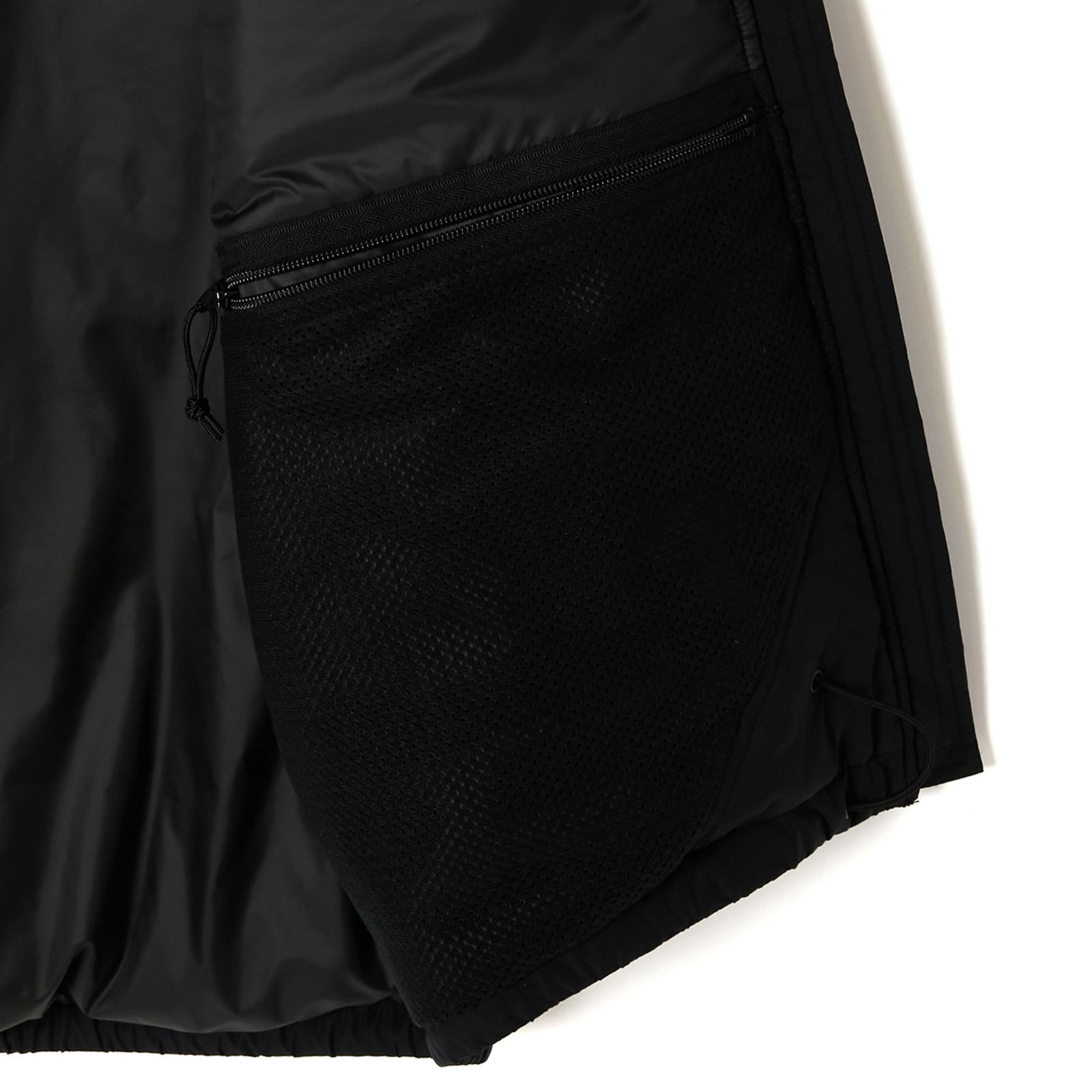× WILD THINGS VEST  (BLACK) - ナイロン ベスト （ブラック） 9242-VE01-001