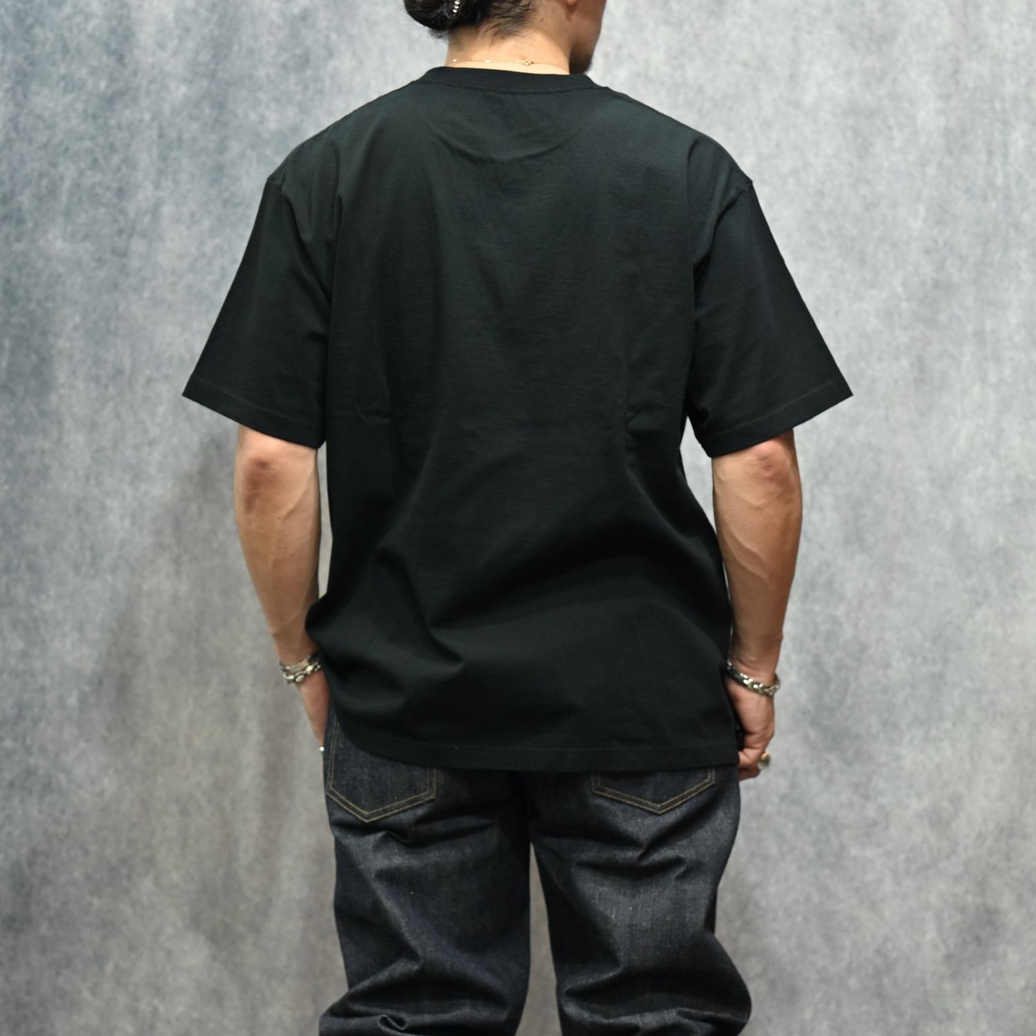 Too Much beauty TEE （BLK） プリント Tシャツ （ブラック）｜MDFBF08402