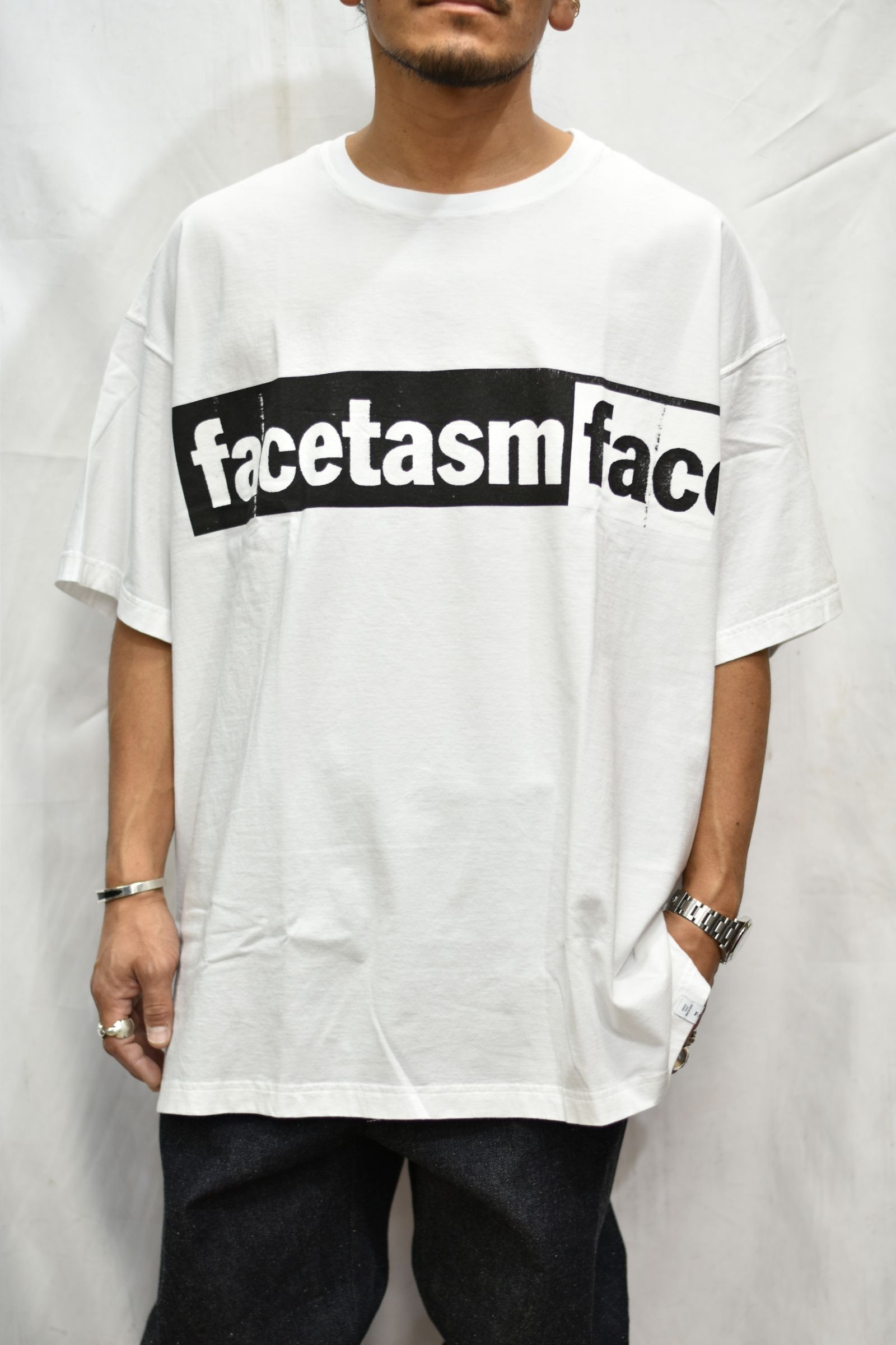 FACETASM - LOGO BIG TEE (WHITE) | chord online store