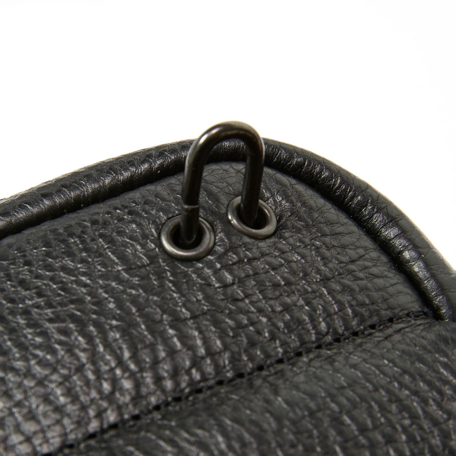 STUDS LEATHER BODY BAG (BLACK)｜ボディバッグ ウエストポーチ セカンドバッグ｜CL-25AW005LE