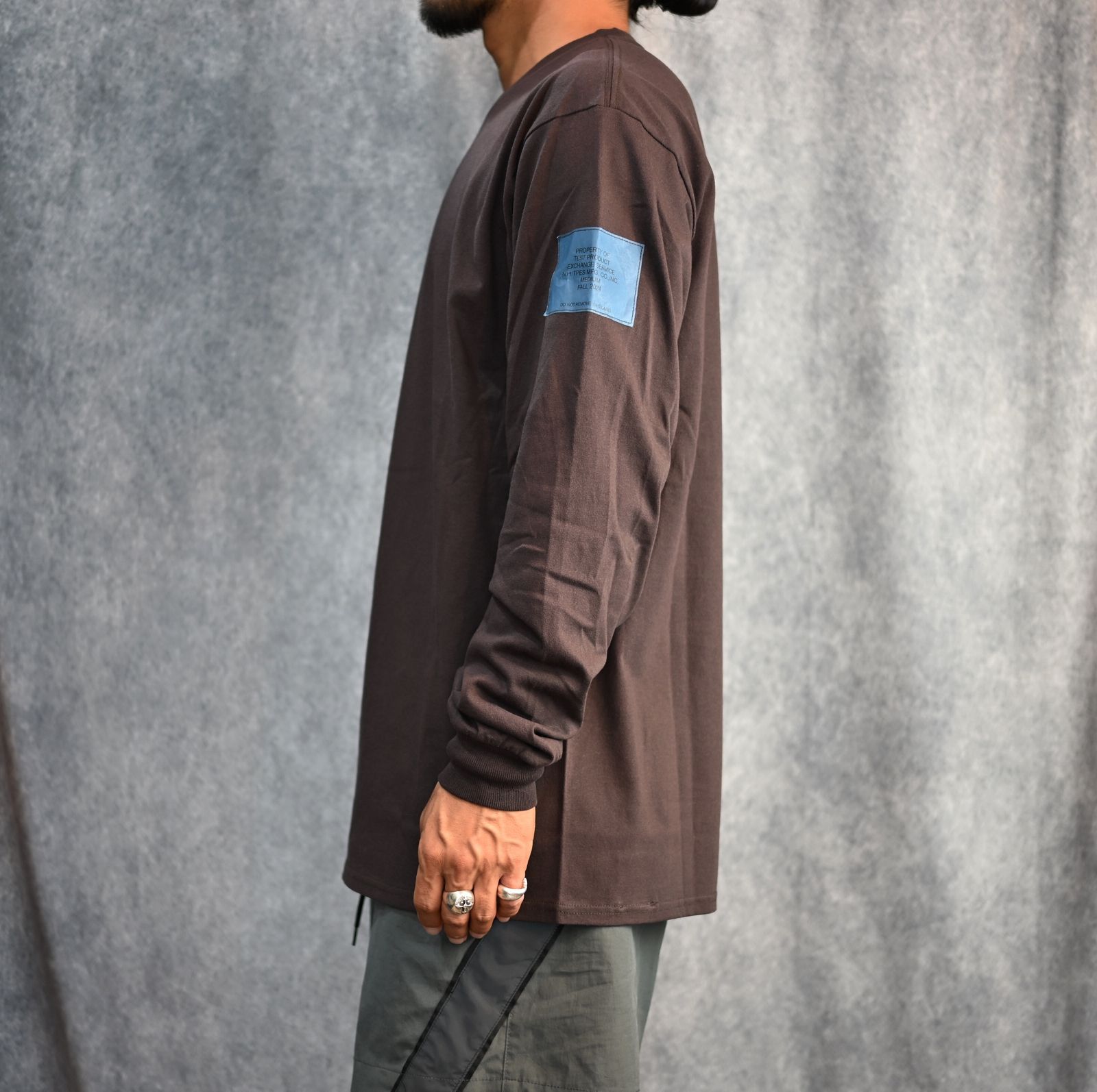 LONG SLEEVE T-SHIRT （BROWN） / ロングスリーブ TEE （ブラウン）