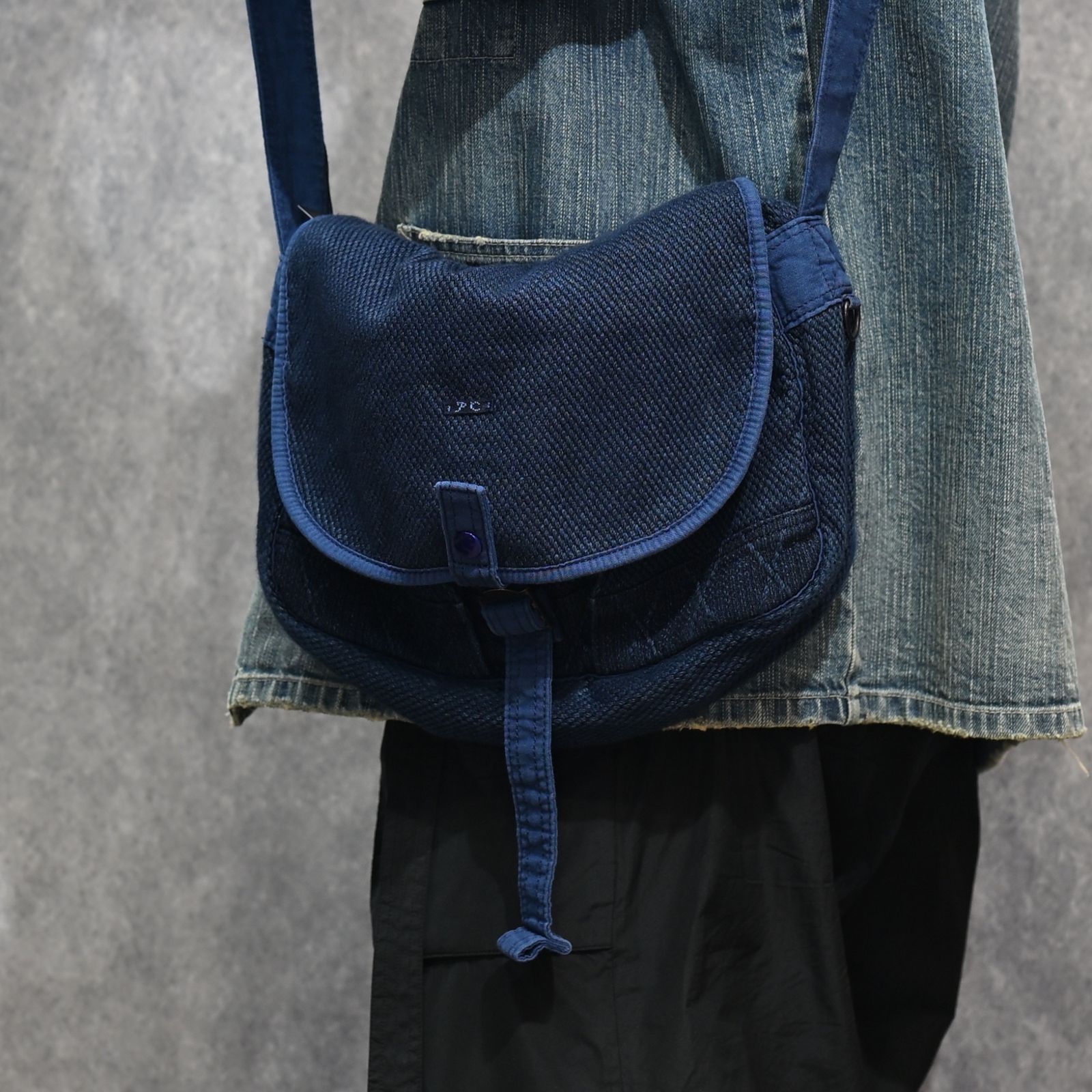 PC KENDO SHOULDER BAG M （BLUE） / ピーシーケンドーショルダーバッグ M （ブルー） PC-001-323-40