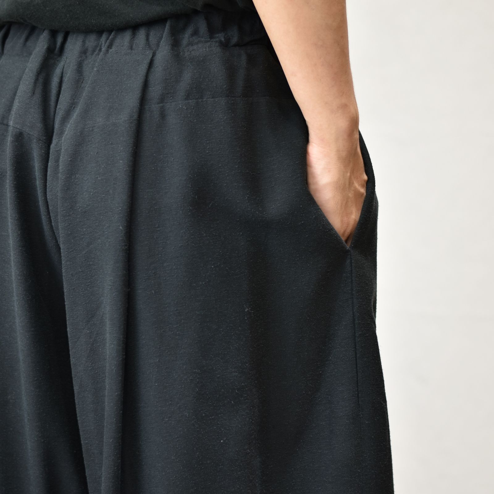 kujaku - tsukushi pants (black) / ツクシパンツ | chord online store