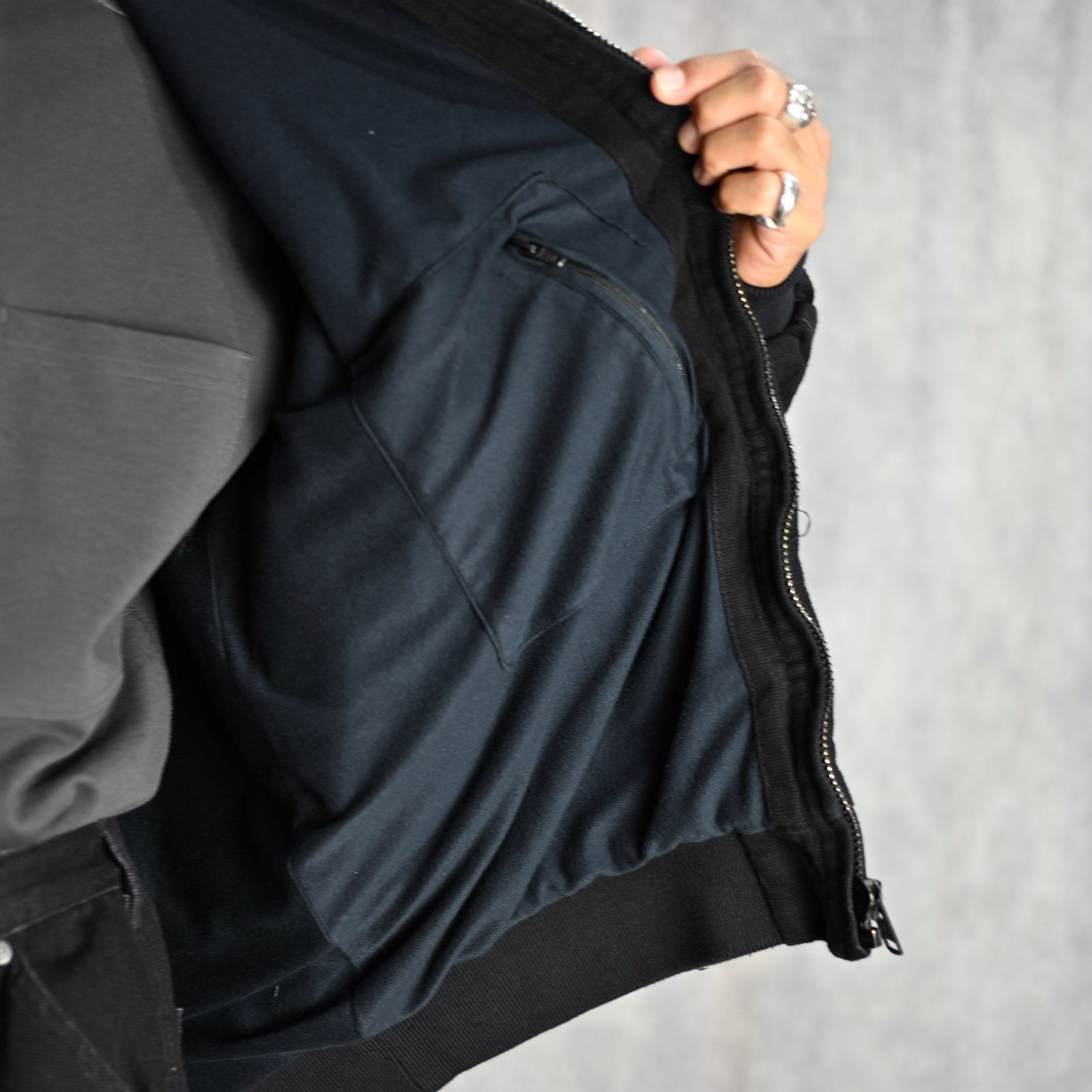 HOODIE BLOUSON (BLACK) -  フーディーブルゾン （ブラック） 1242-BL02-001