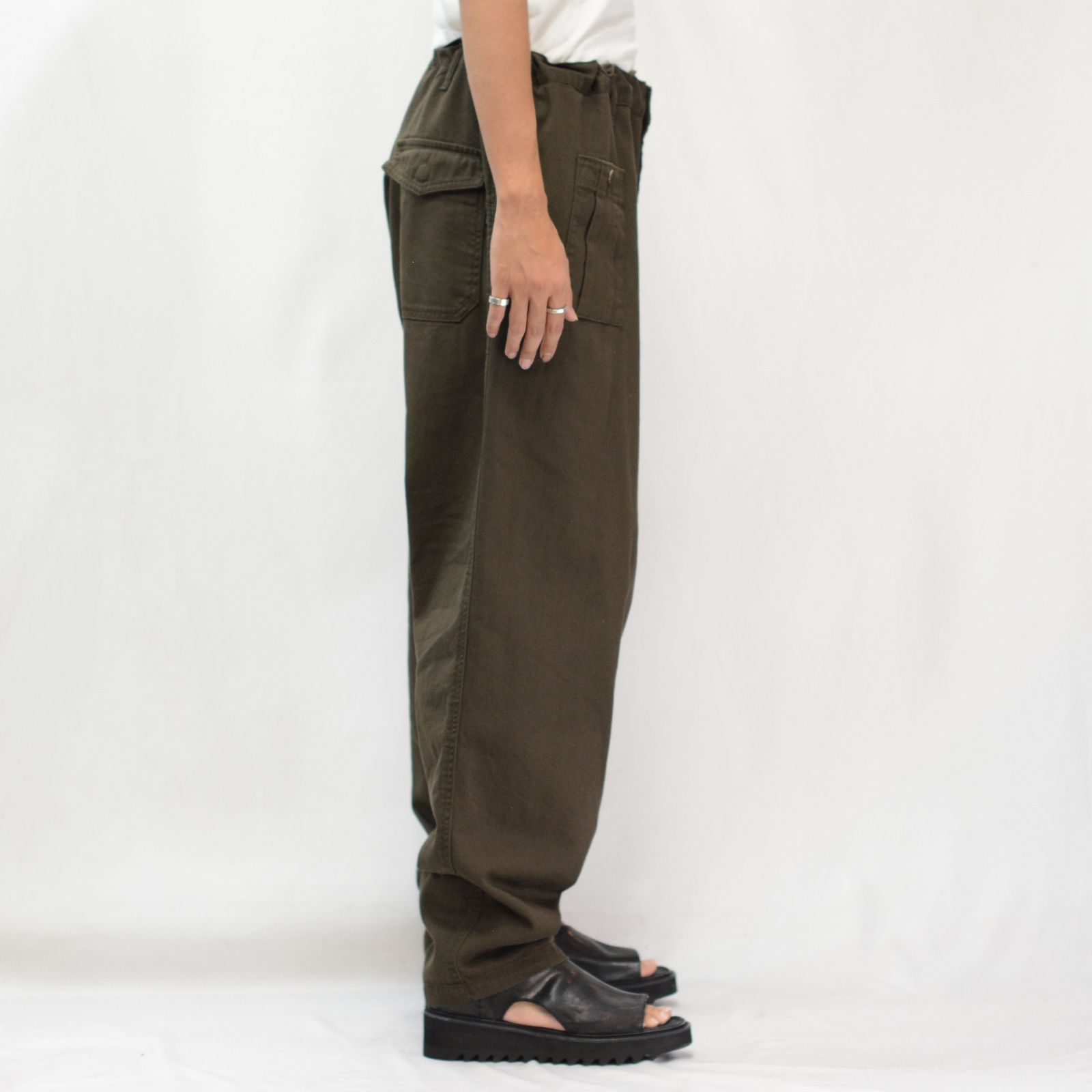J-NO TUCK W STRING WORK P (BROWN)