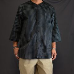 コットンウォバッシュ抜染プリント 半袖シャツ （BLK）