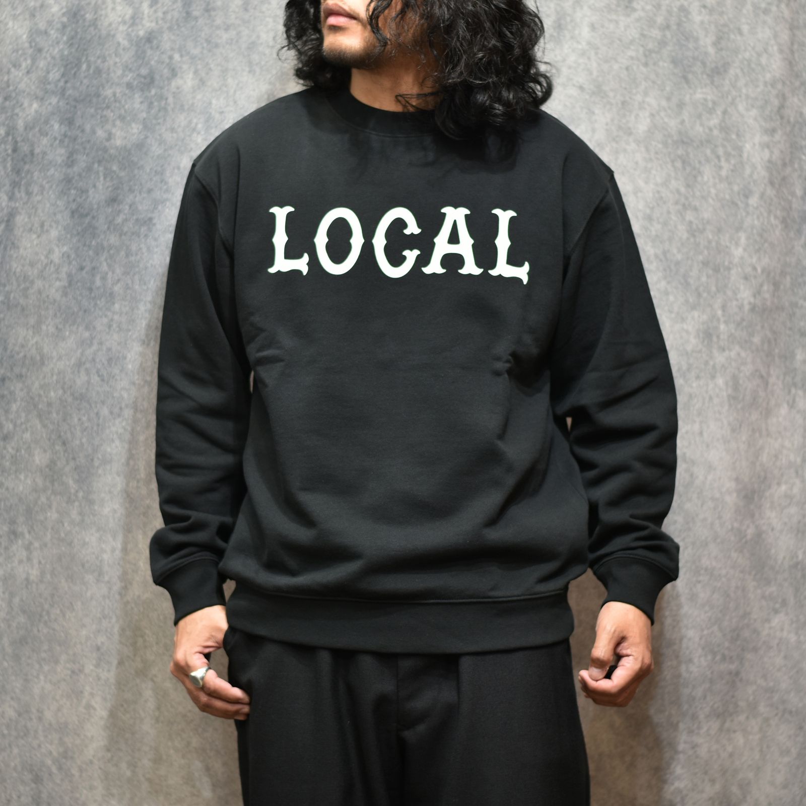 LOCAL CREW NECK SWEAT (BLACK)｜プリント スウェット トレーナー｜CR-26SS008