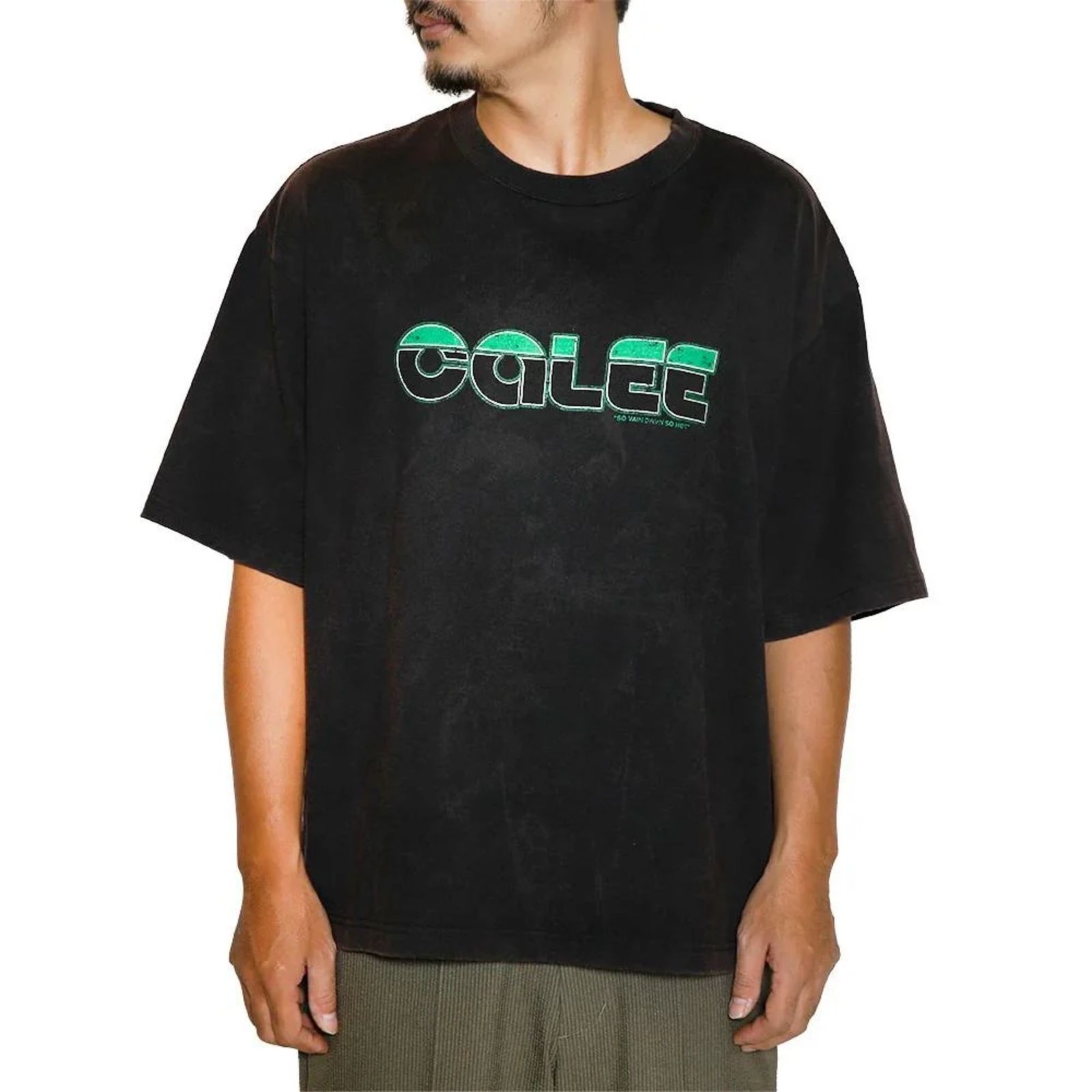 CALEE LOGO POWDER BLEACH DROP SHOULDER S/S TEE (USED BLACK) / キャリーロゴ パウダーブリーチ ドロップショルダー 半袖Tシャツ
