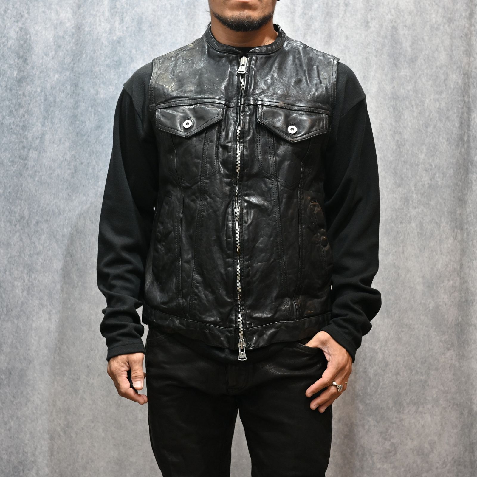 フレンチショルダー 製品染め クラブベスト （BLACK）｜1842-13