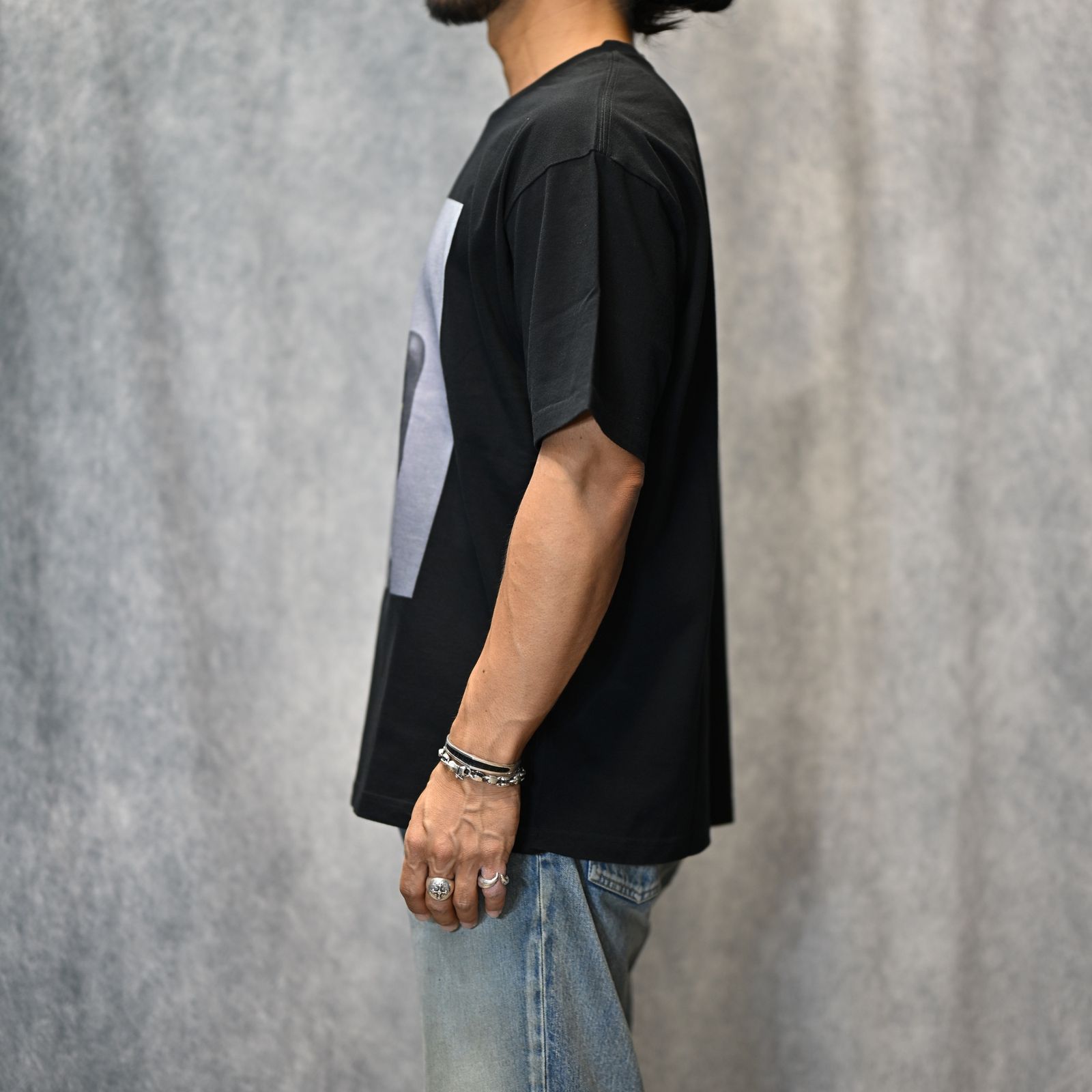 MIKE DOWSON “Naked Fashion Girls”×Stie-lo （BLACK） / プリントTシャツ （ブラック） 25MND-STL001