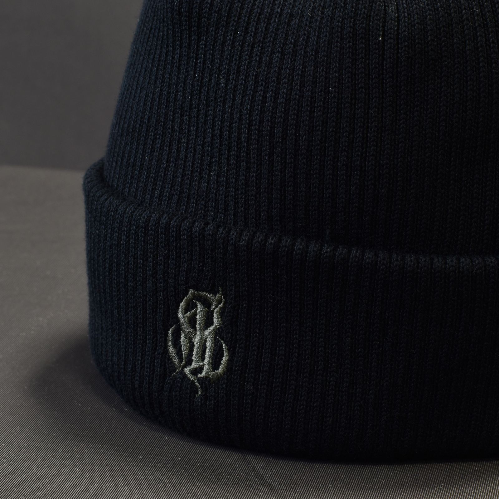CAL NT LOGO KNIT CAP (BLACK) / ロゴ ニットキャップ