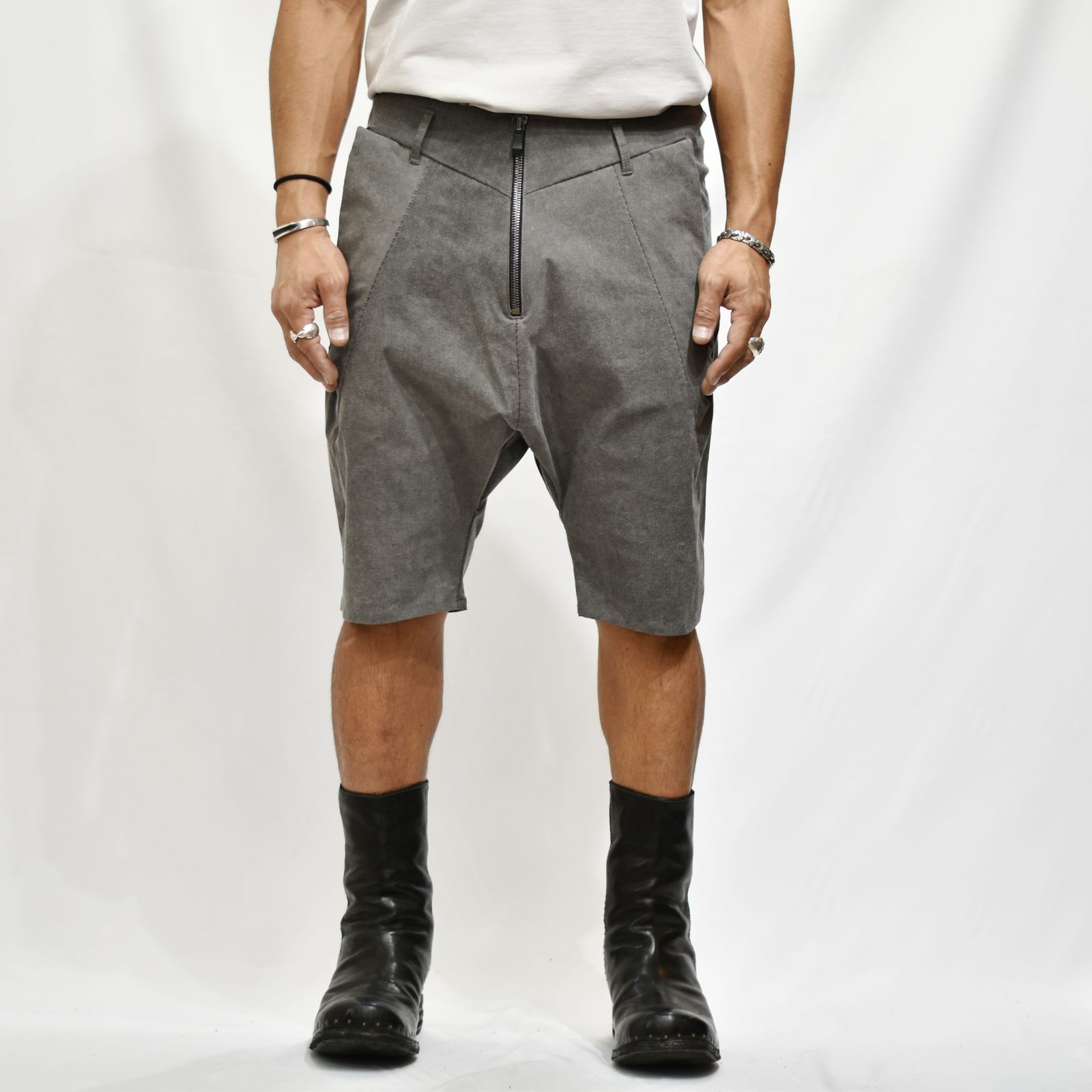 FRONT ZIP SARROUEL SHORT PANTS / UNLINED