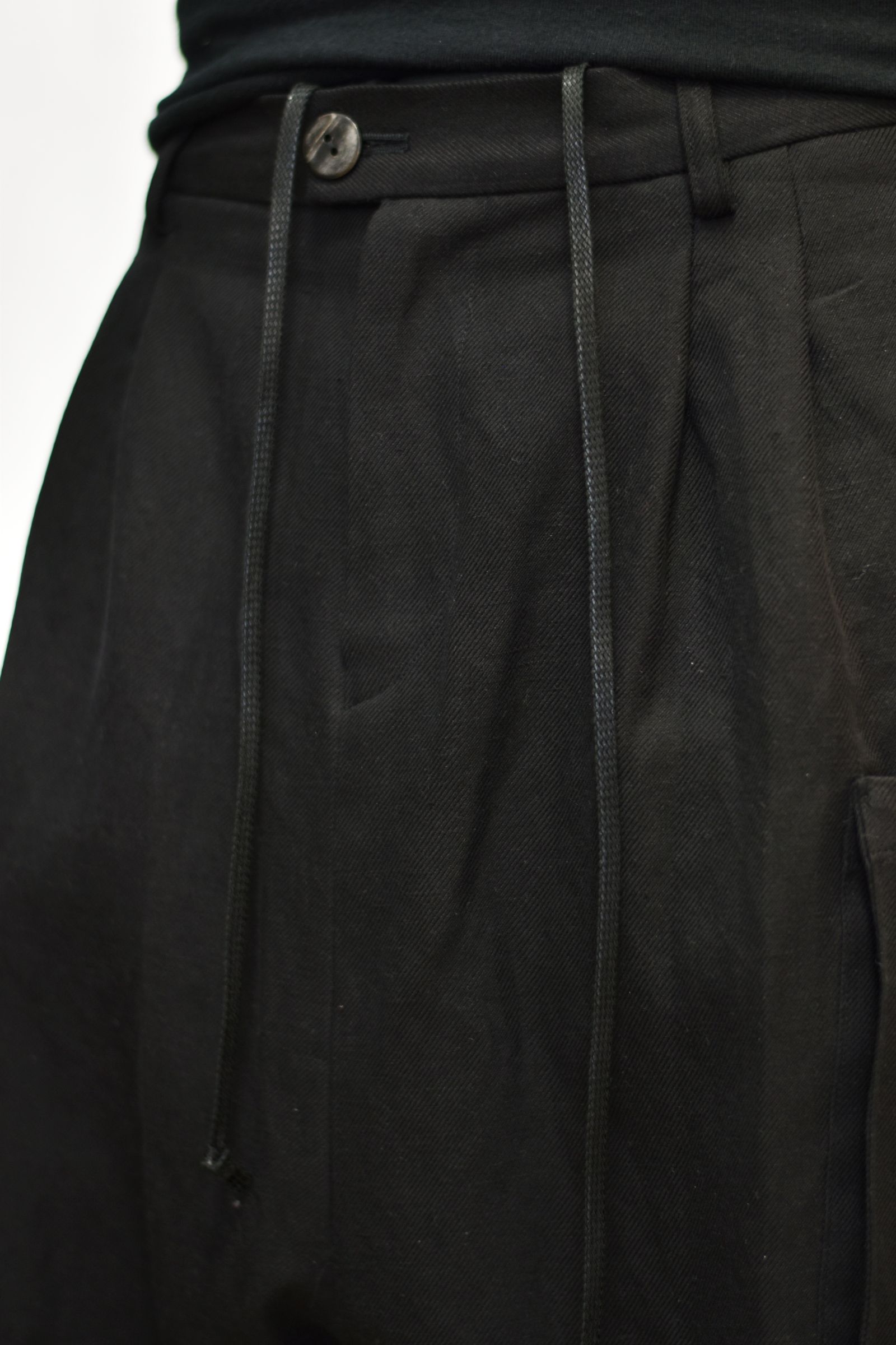 kujaku - shiran pants | chord online store