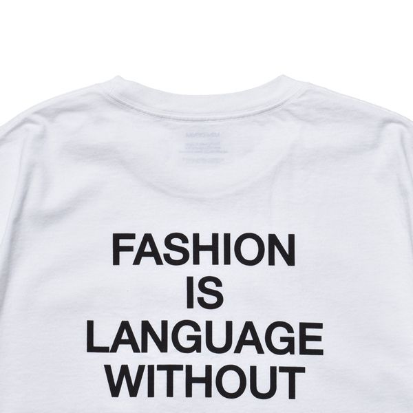 FASHION IS LANGUAGE TEE （WHT） プリント Tシャツ （ホワイト）｜MDFBF08401