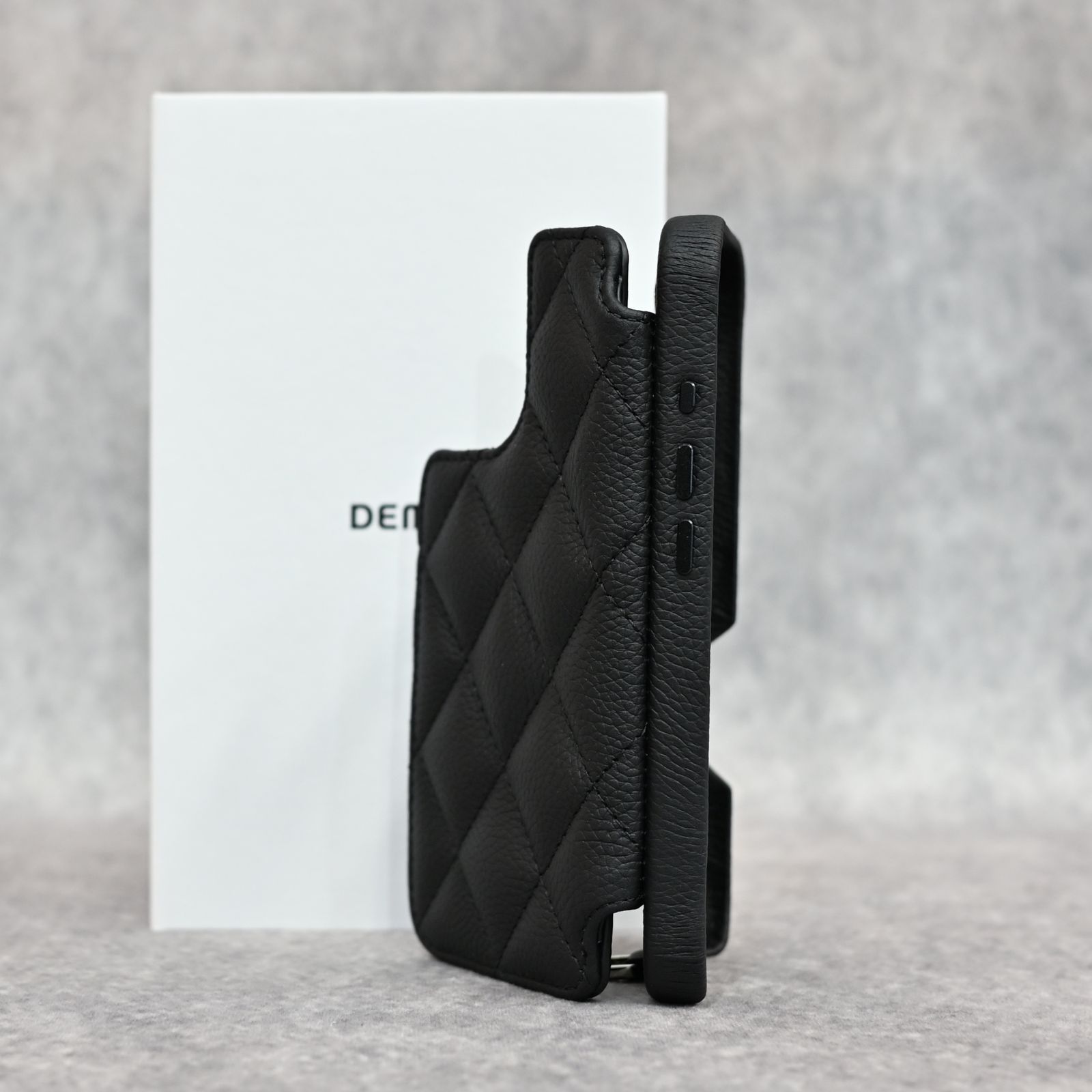 GRACE iPhone17 （BLACK） グレイス 携帯ケース