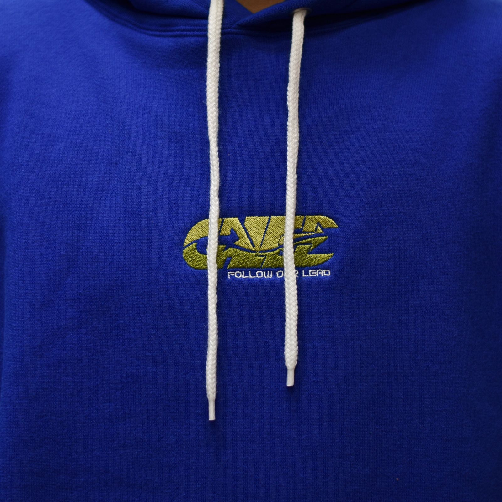 CALEE RC LOGO PULLOVER HOODIE (BLUE)