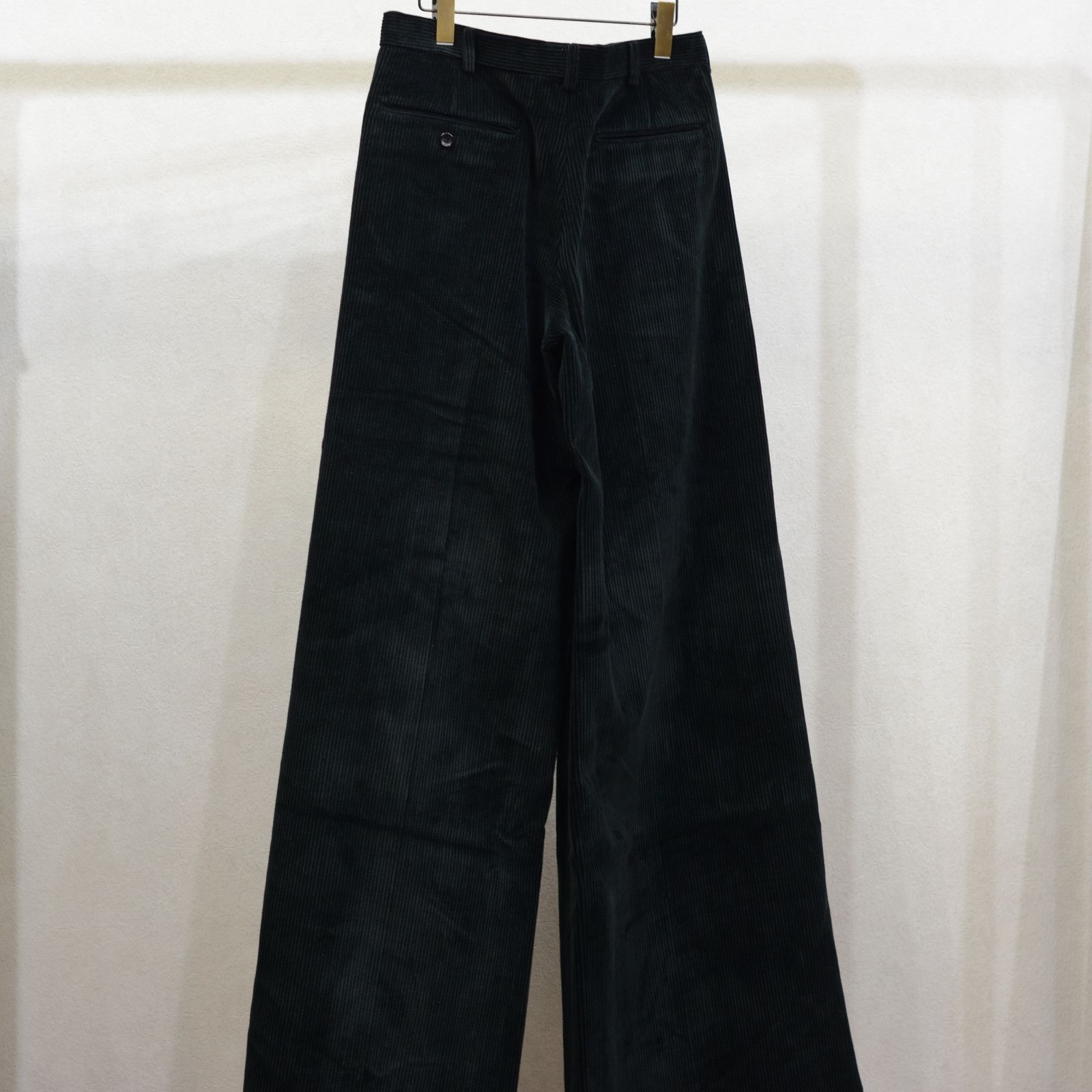 JOHNLAWRENCESULLIVAN - Cotton corduroy wide trousers （BLACK 