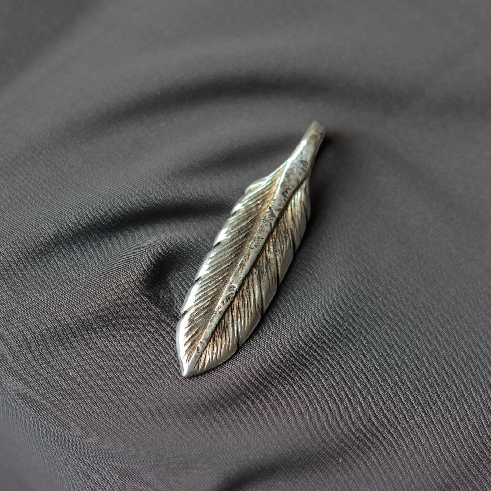 × JUNUEZONO FEATHER ONE （シルバー）