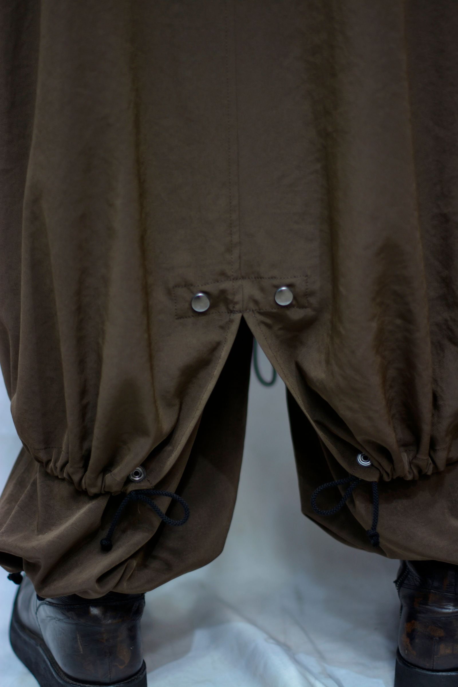 Dolman sleeve rib