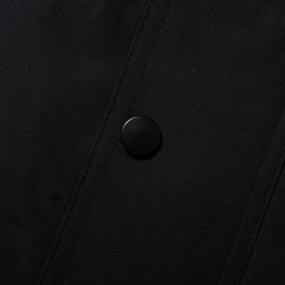 CUTRATE LOGO C/N REFLECTOR TRACK TYPE JACKET (BLACK)