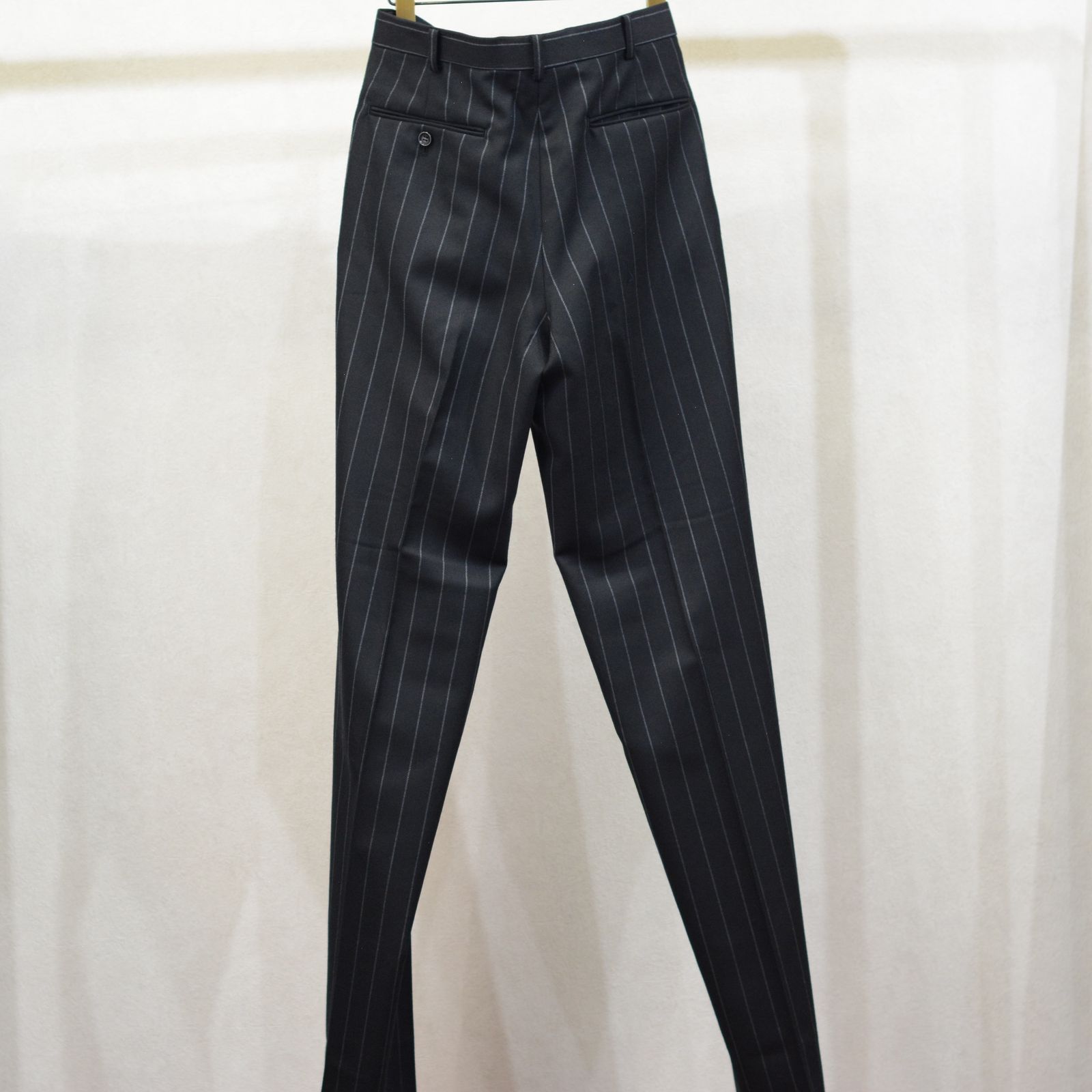 JOHNLAWRENCESULLIVAN - Wool stripe pleated trousers （BLACK 