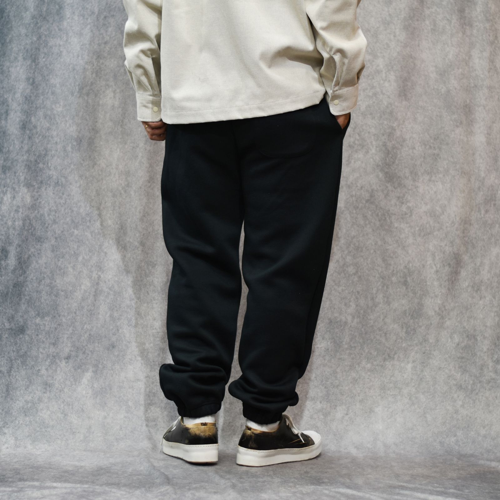 HIGH GAUGE DOUBLE KNIT SWEAT RELAX PANTS (BLACK)｜ダンボールニットスウェットパンツ｜CL-25AW020