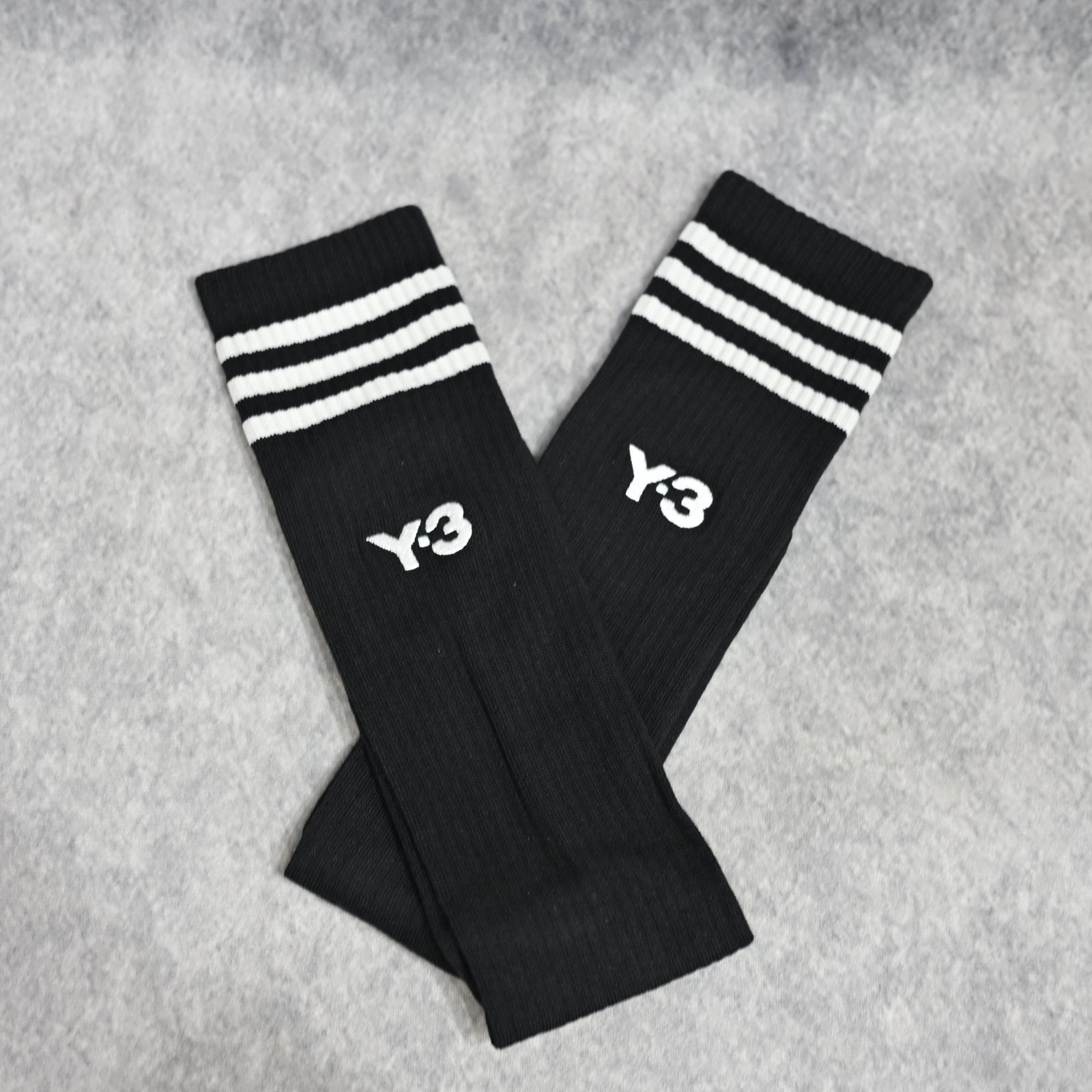 Y-3 STRIPES HIGH SOCKS （BLACK） / ロングソックス （ブラック） KD0204