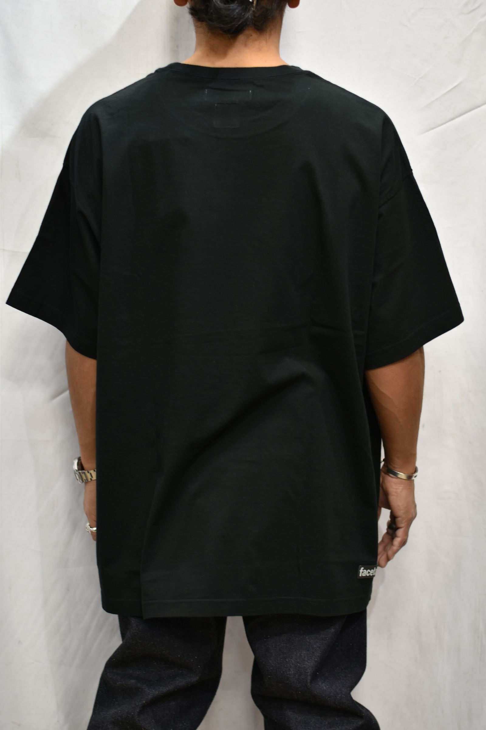 SOCCER LOGO BIG TEE (BLACK)