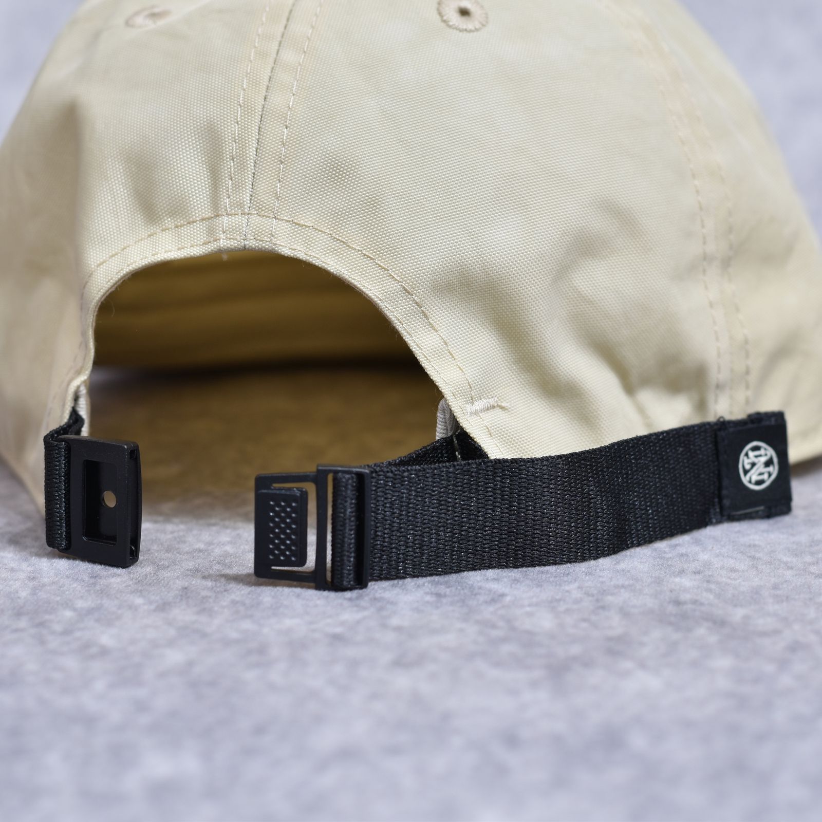 × MAGIC NUMBER RWMN CAP （BEIGE）｜× マジック ナンバー キャップ｜RW26S0730