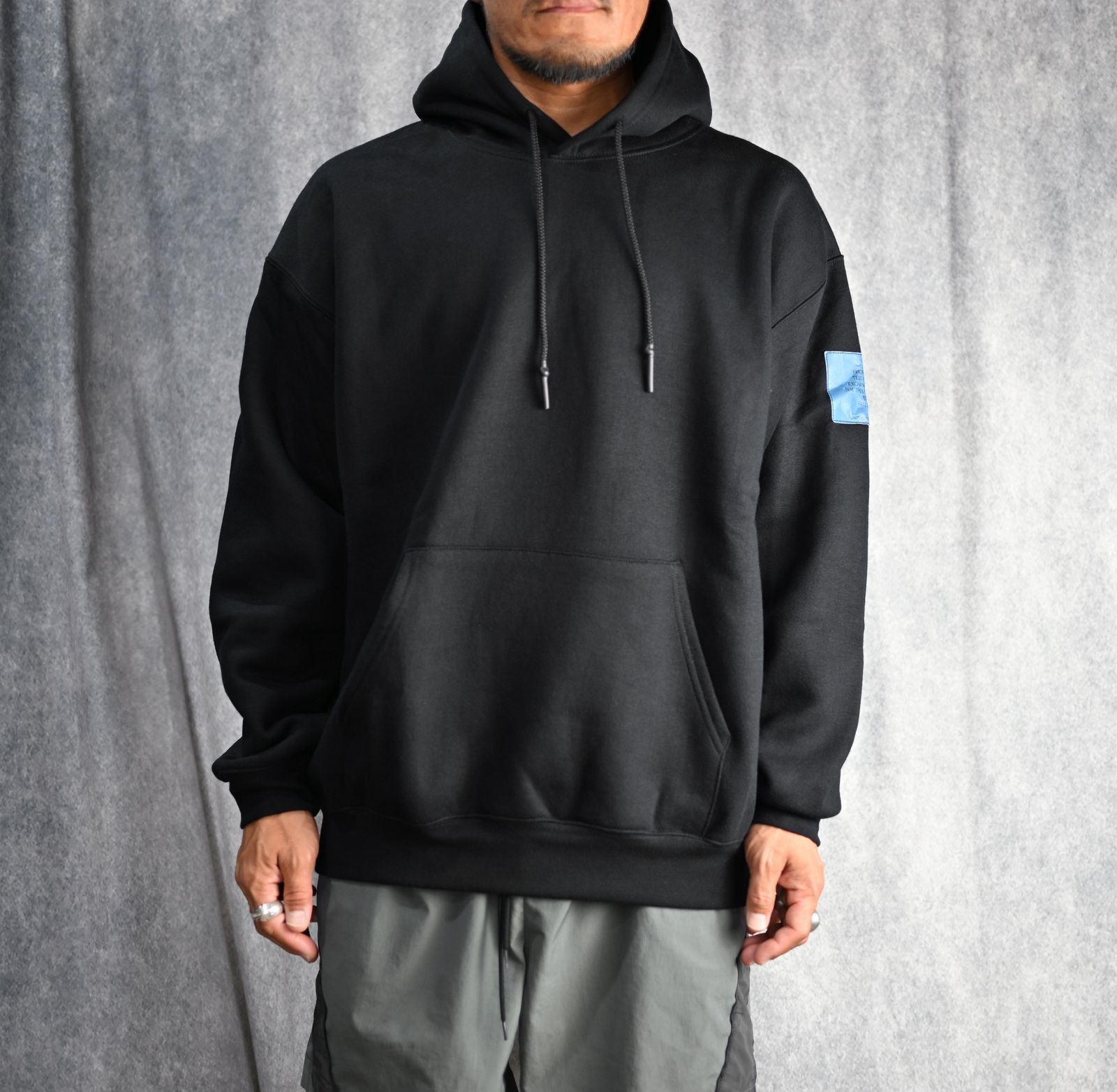 HOODED SWEATSHIRT （BLACK） / フーディー スウェット （ブラック）