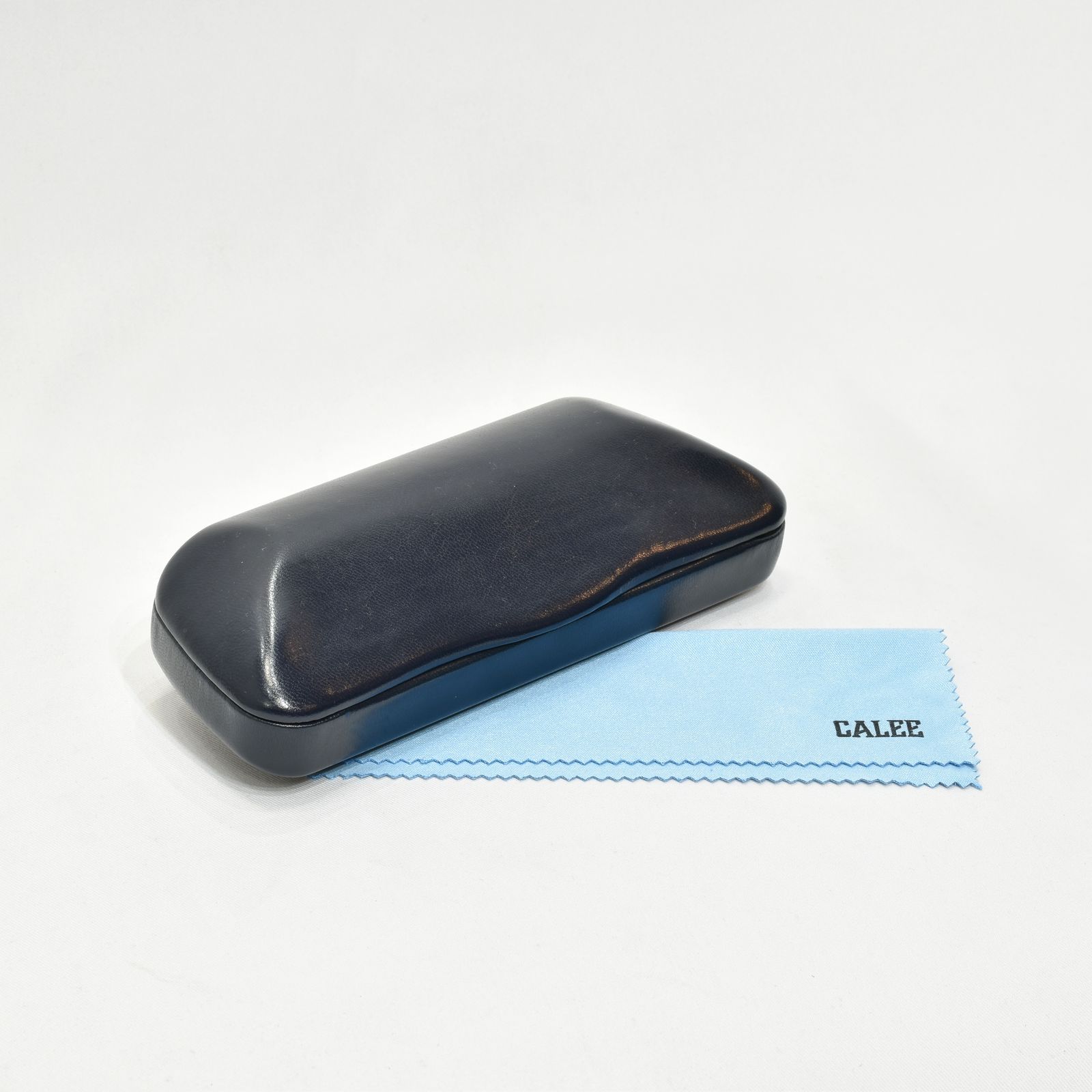 B/W TYPE GLASSES (BLACK/BLUE)