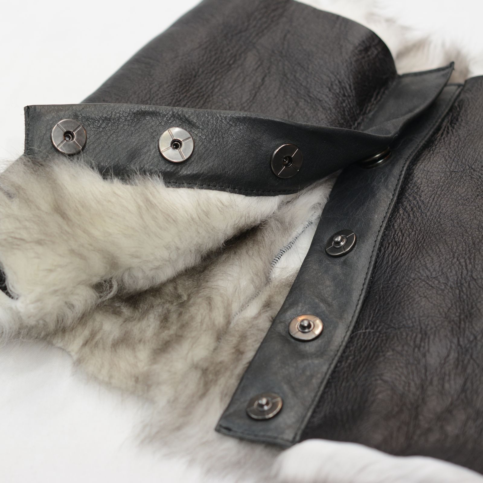 SHEEP SHEARLING NECK WARMER"